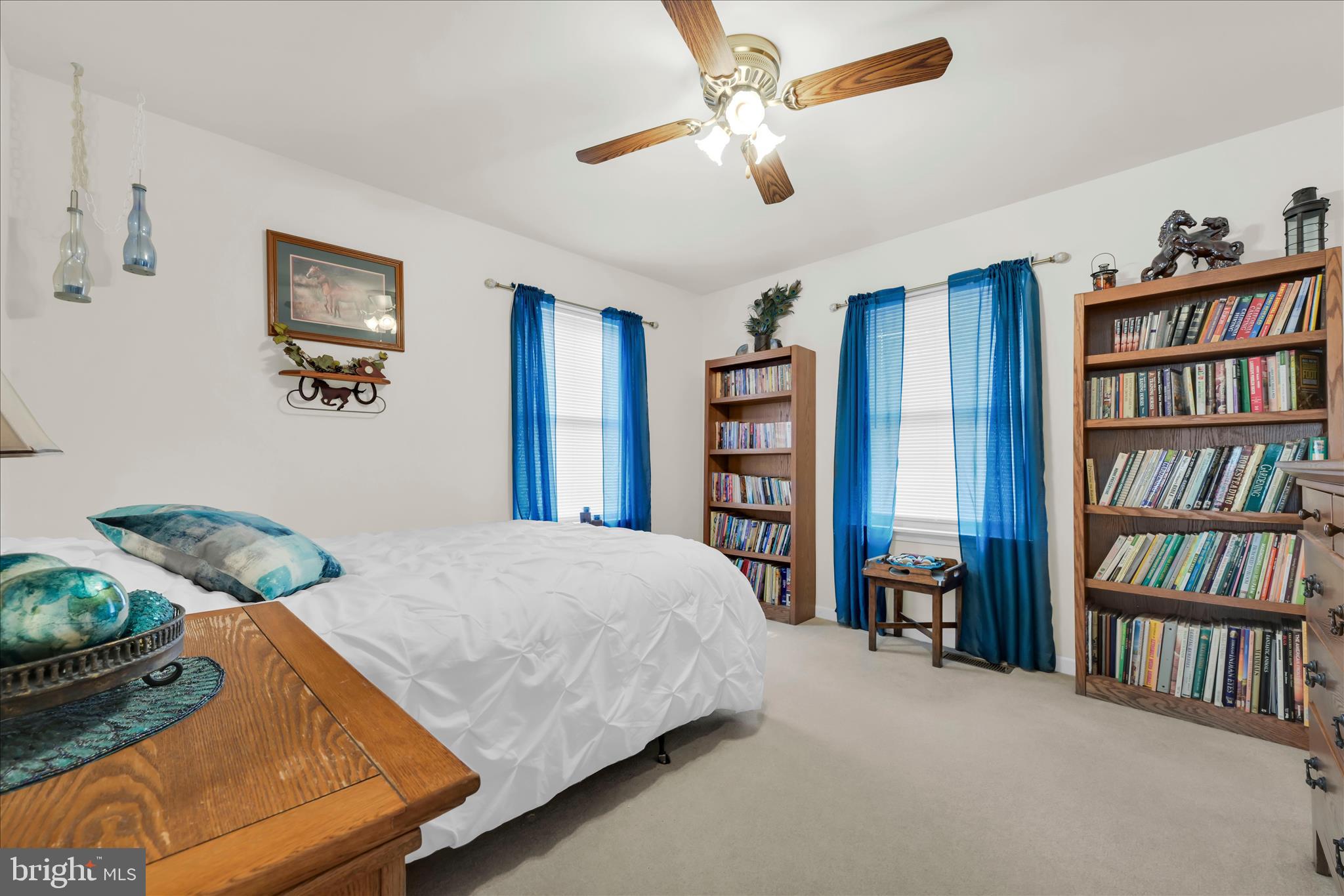 LAKE WYNONAH - Residential