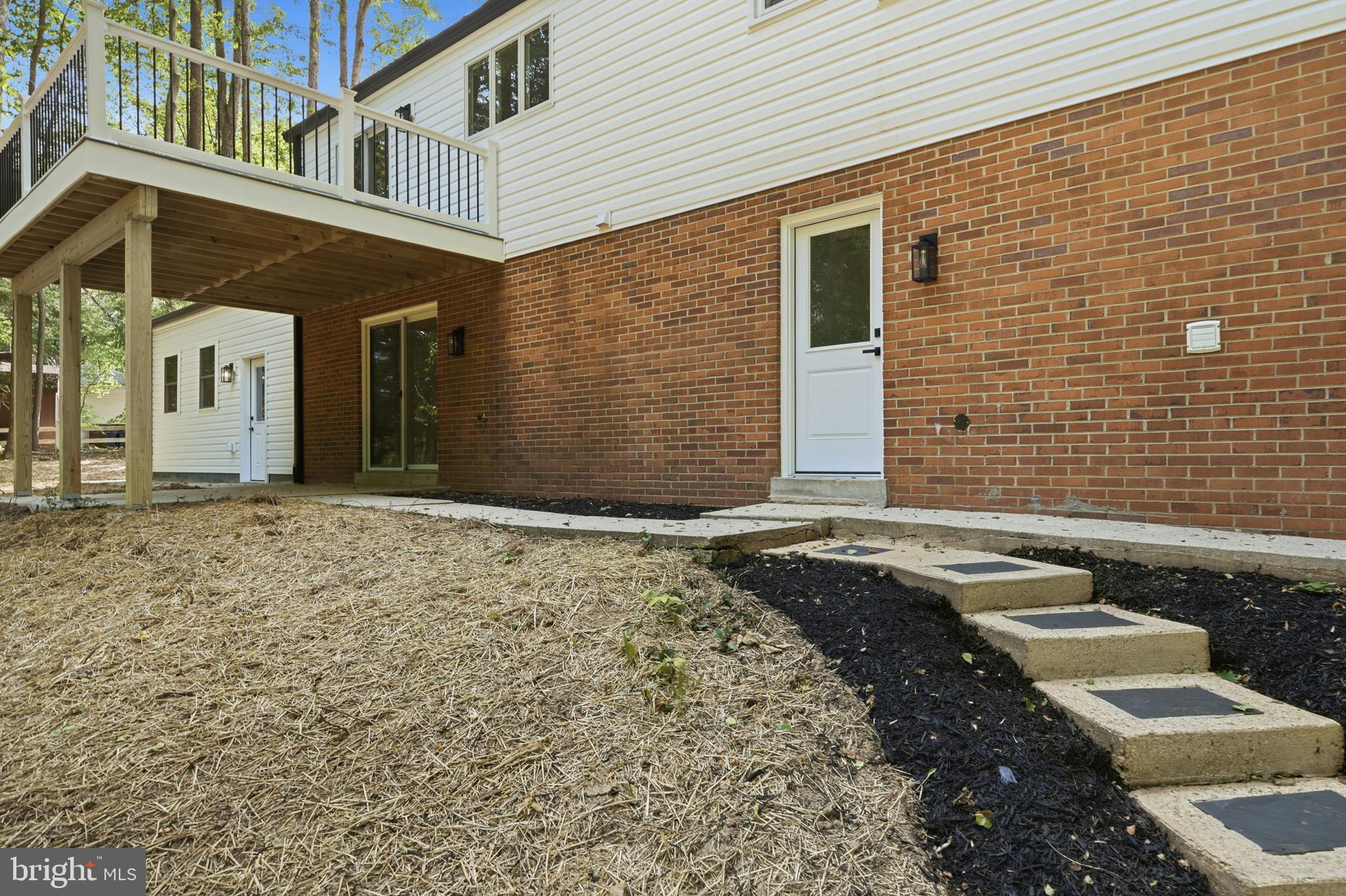 RUSTIC HILLS - Residential