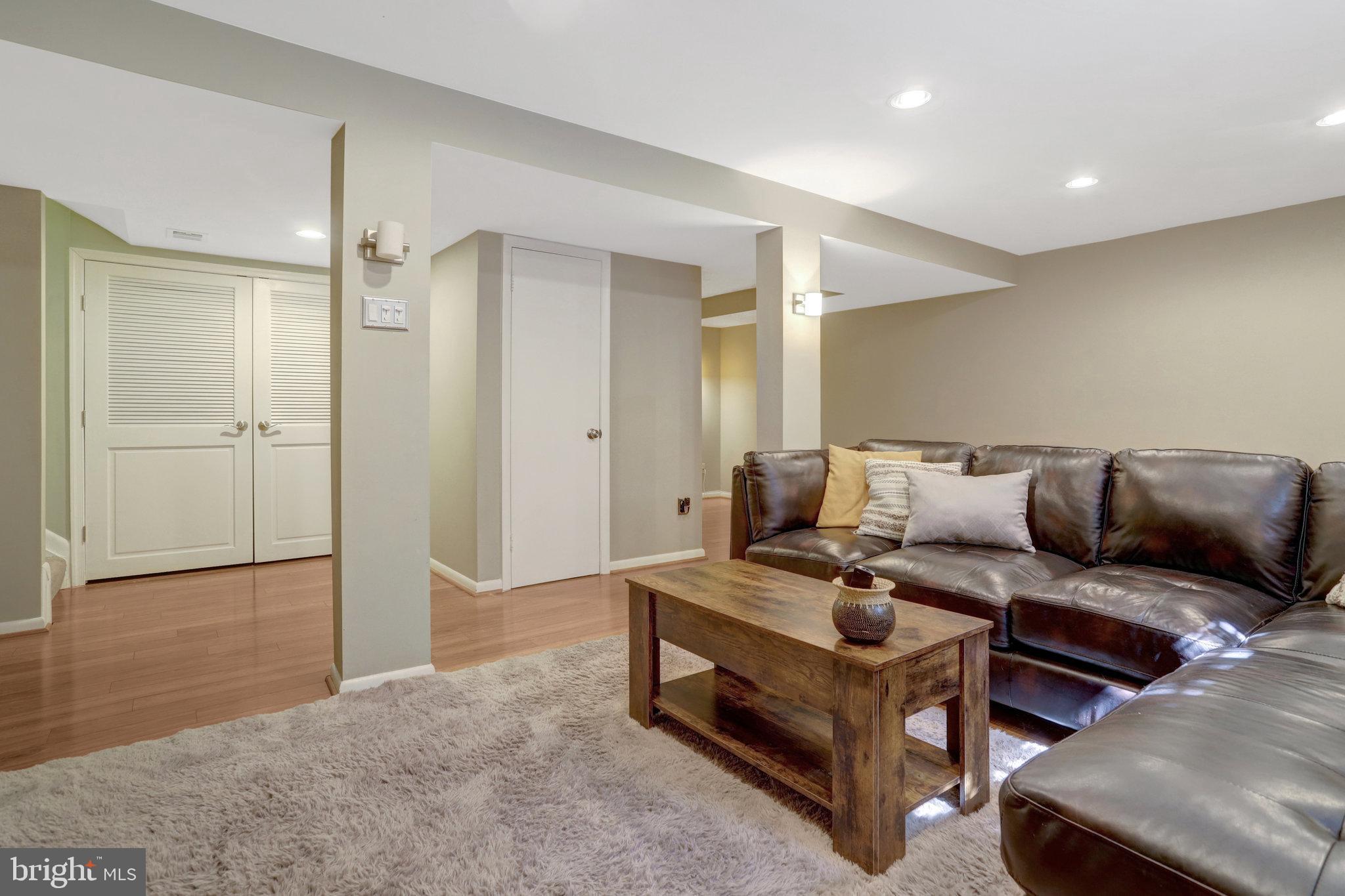 HUNTLEY - Residential