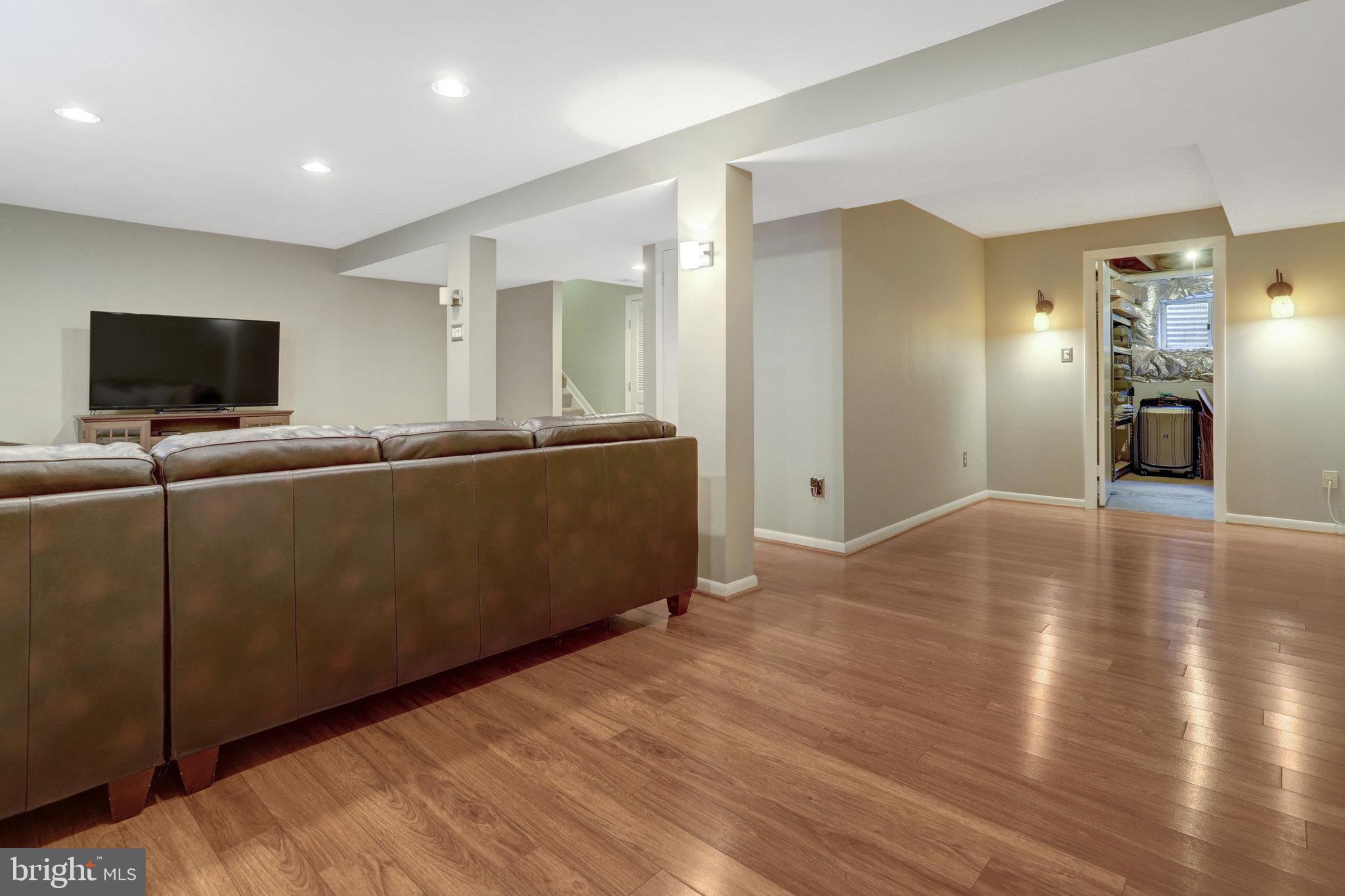 HUNTLEY - Residential