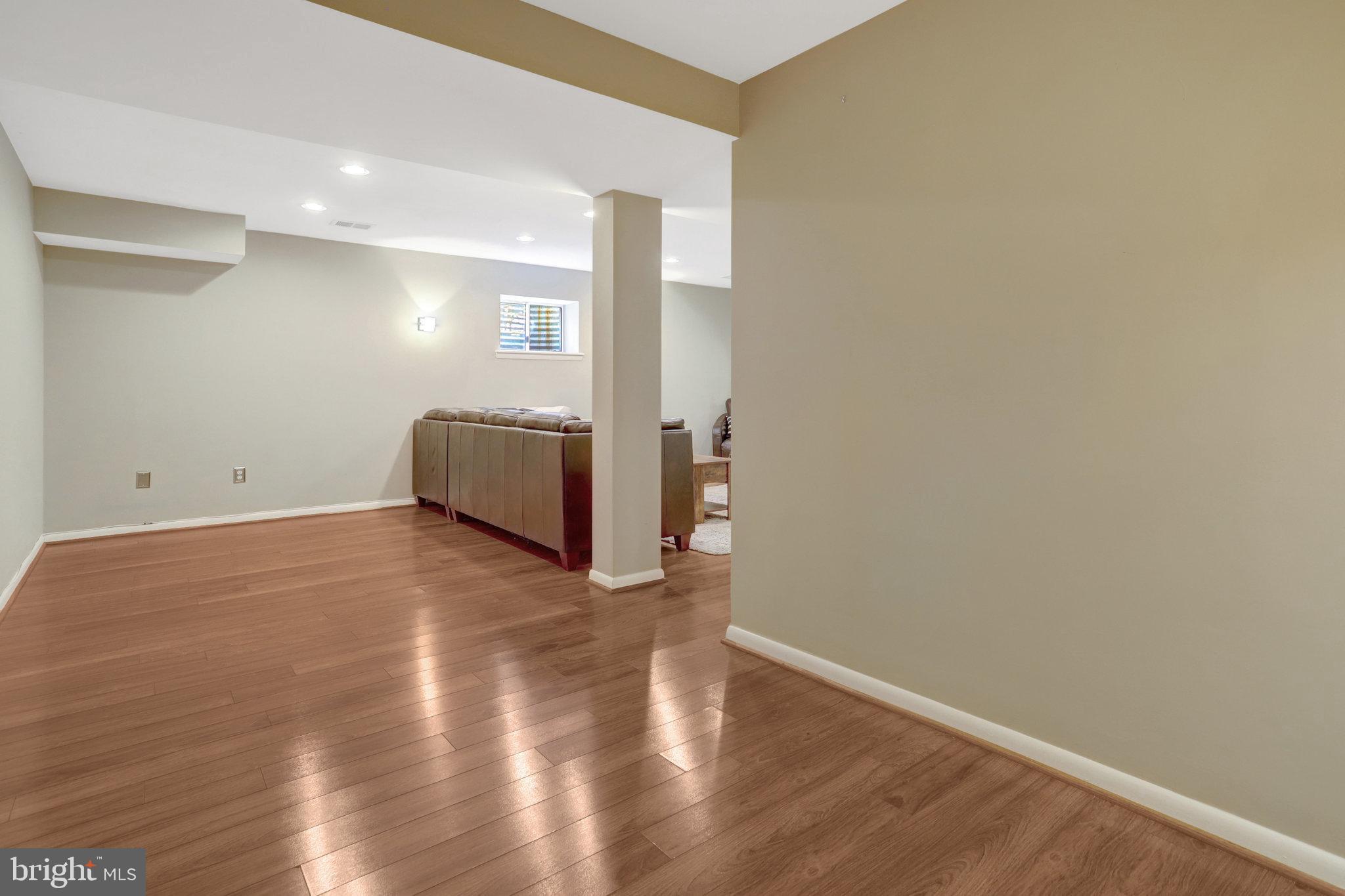 HUNTLEY - Residential