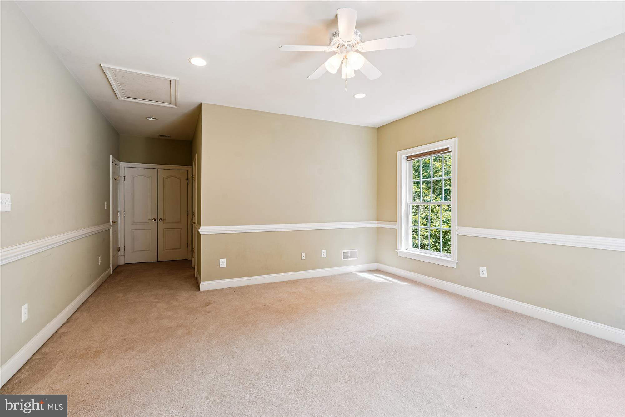 WESTHAMPTON - Residential