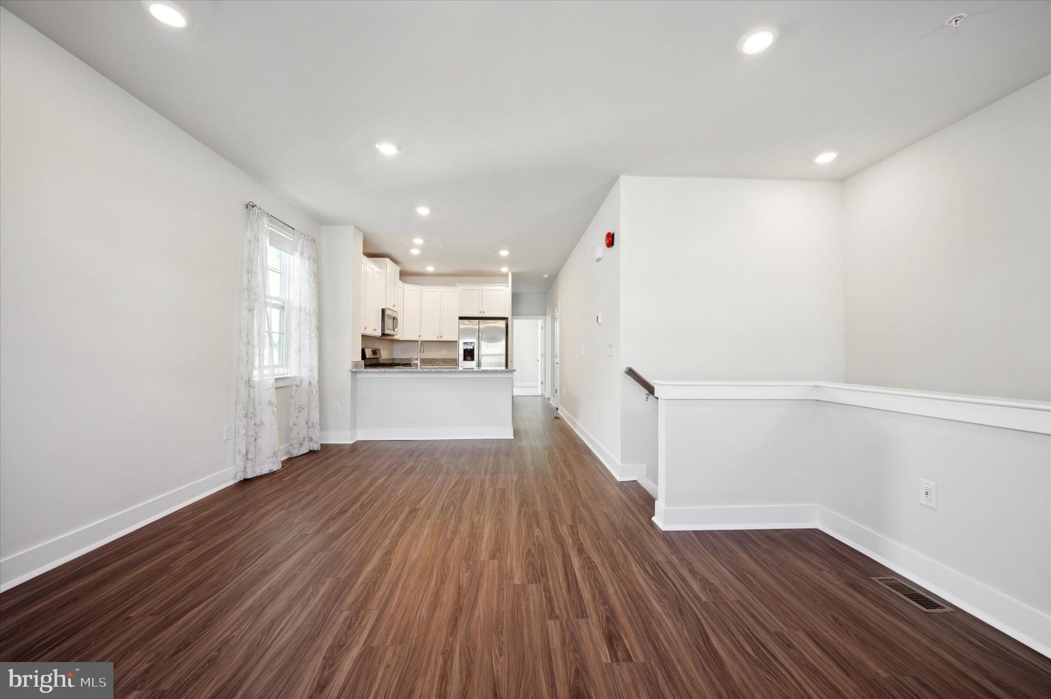 WATERSIDE - Residential Lease