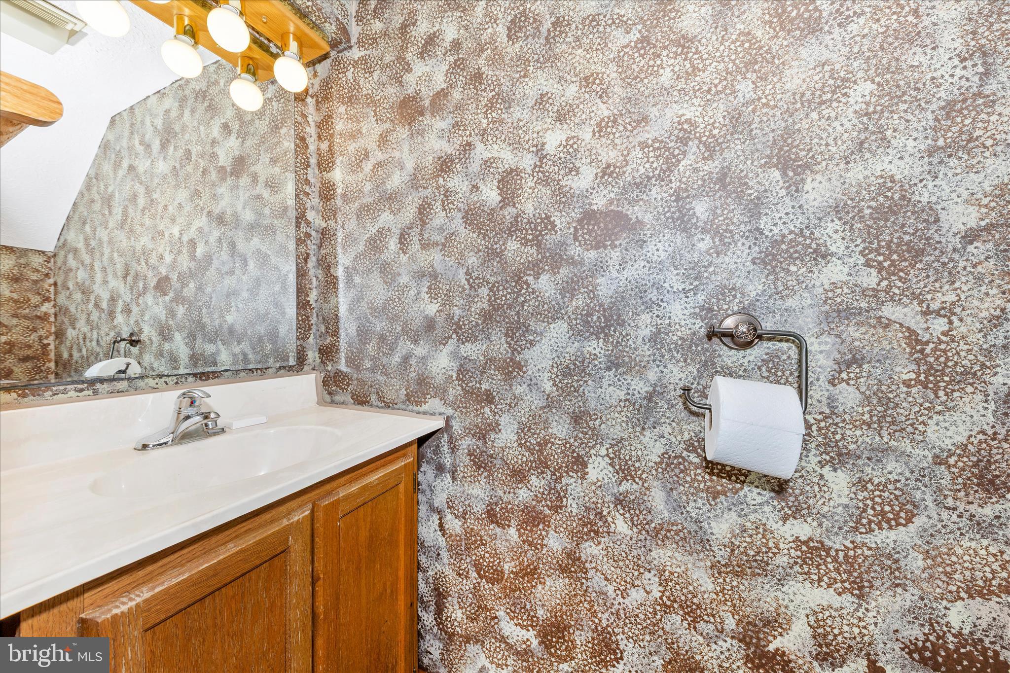 MOUNTAINDALE - Residential