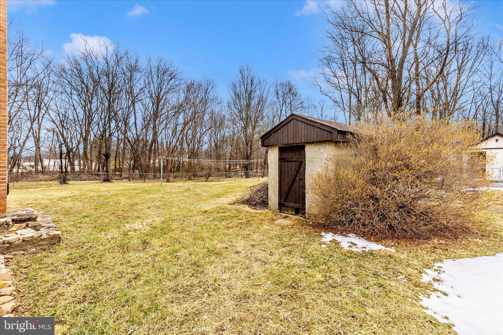 MOUNTAINDALE - Residential