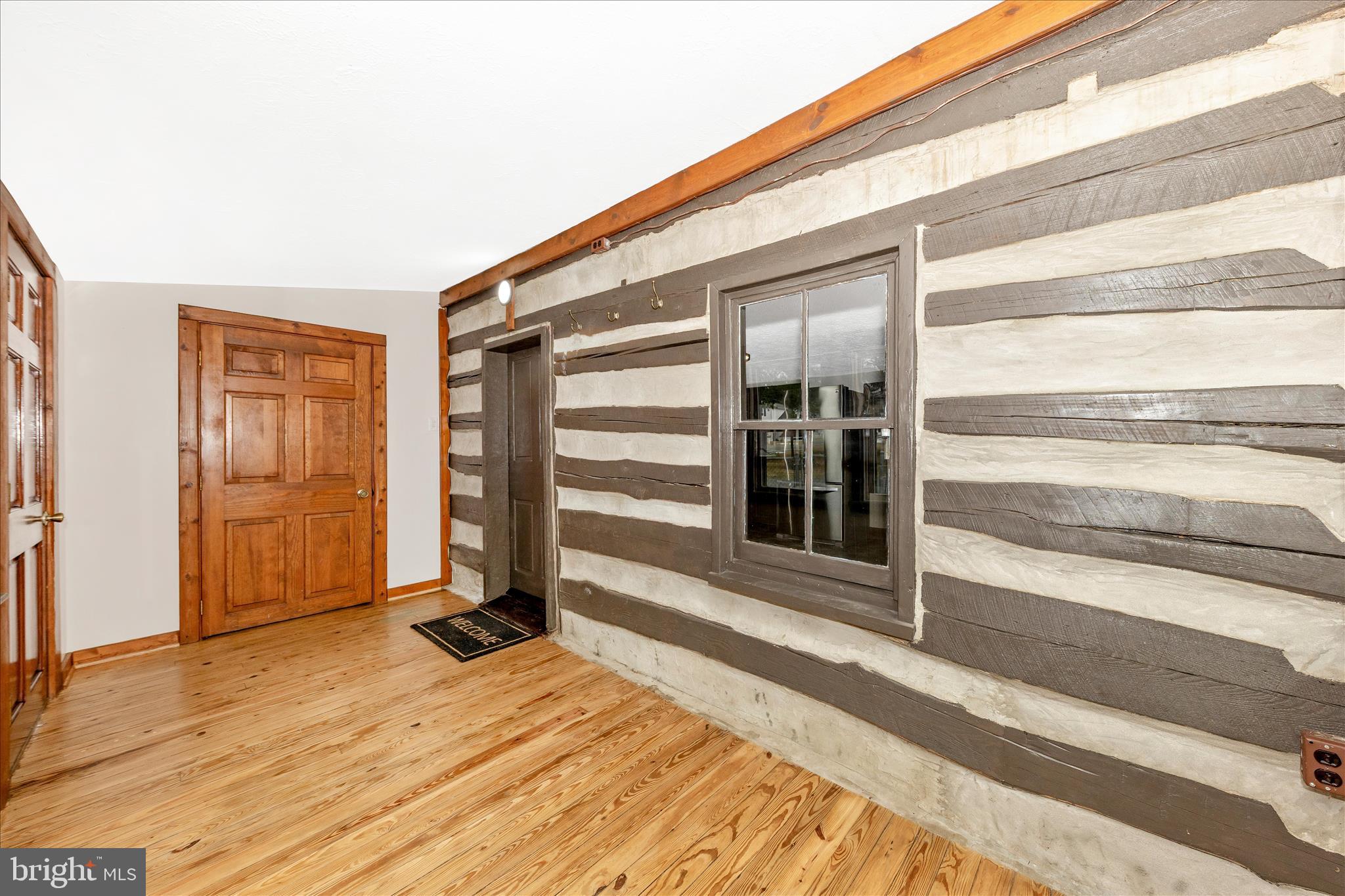 MOUNTAINDALE - Residential