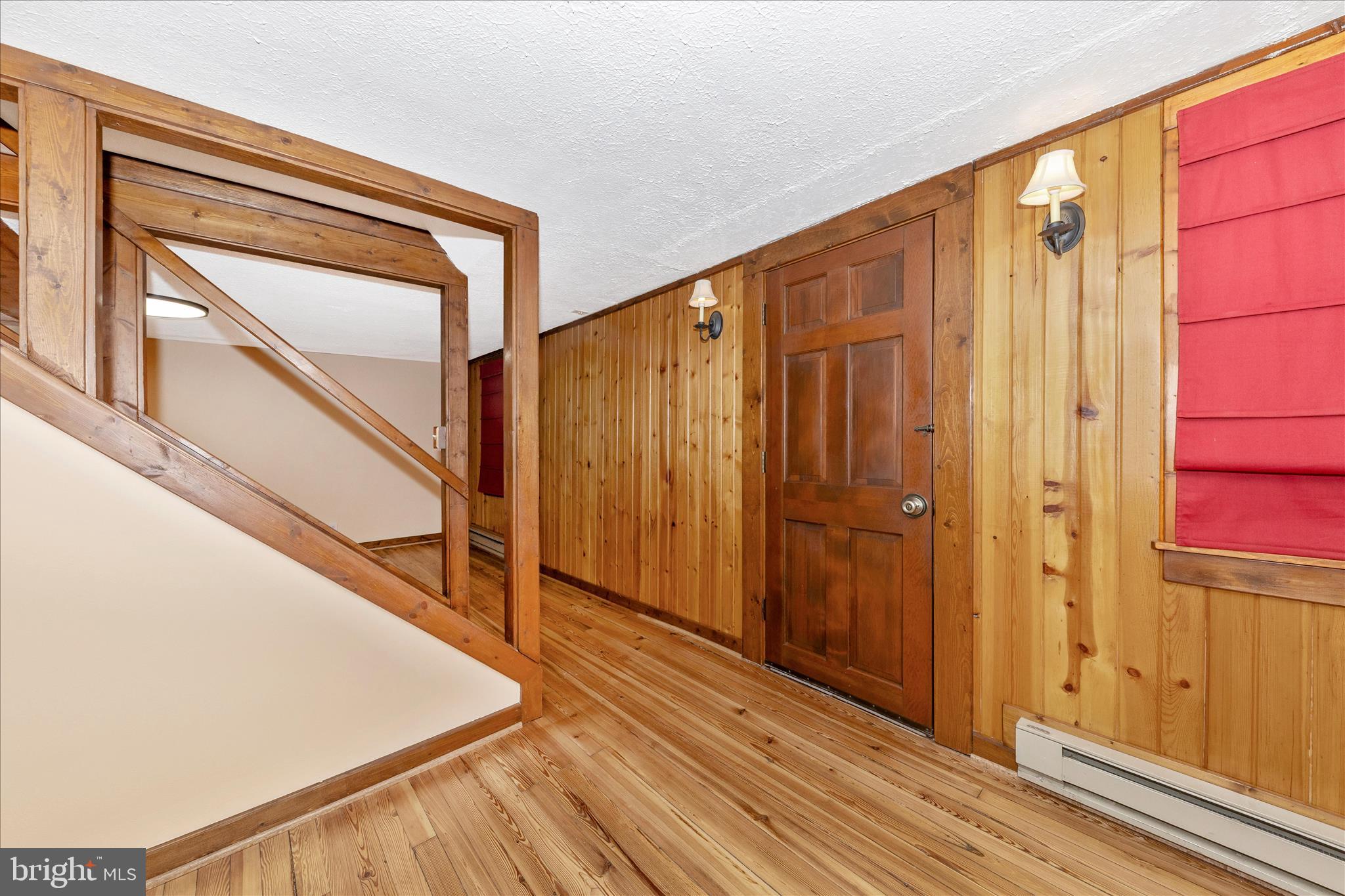 MOUNTAINDALE - Residential