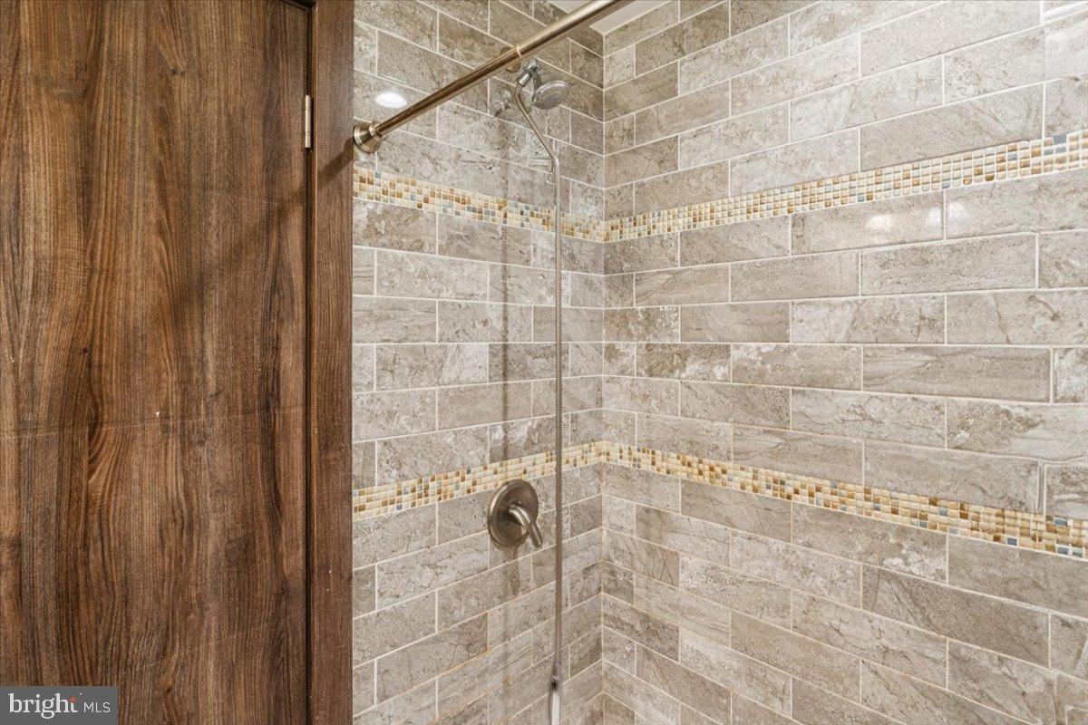 CARROLL PARK - Residential