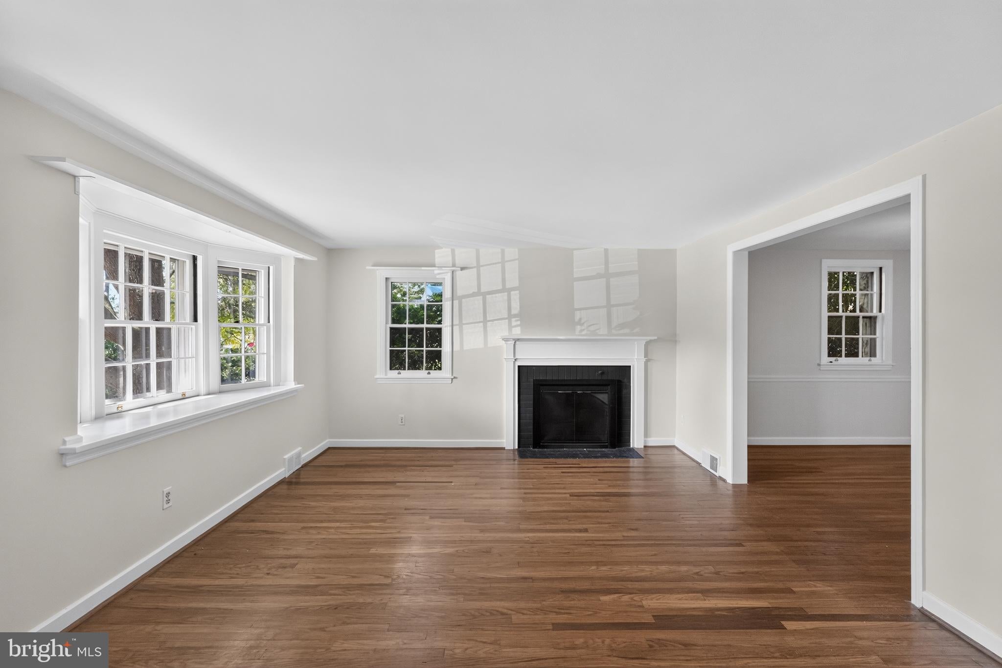 216 HURON AVENUE