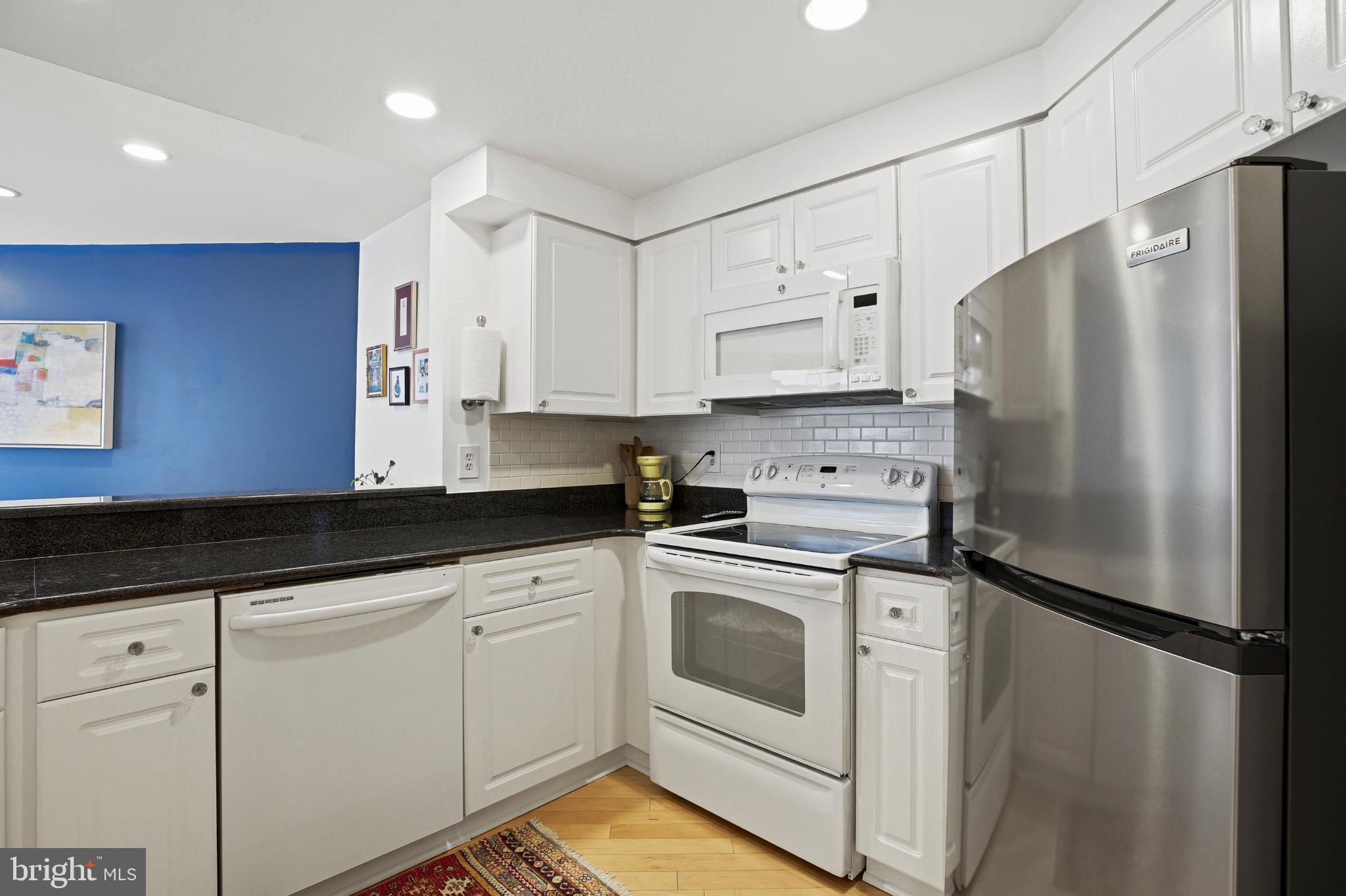 1312 MASSACHUSETTS AVENUE NW 406