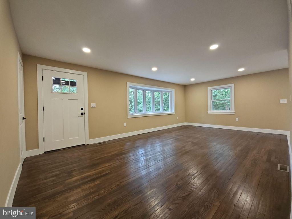 Photo of 85 Spillway Drive, ALLOWAY, NJ 08001 (MLS # NJSA2016262)