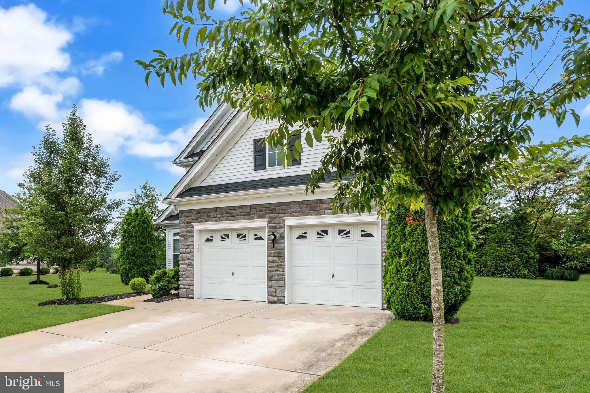 111 WEATHERBY LANE