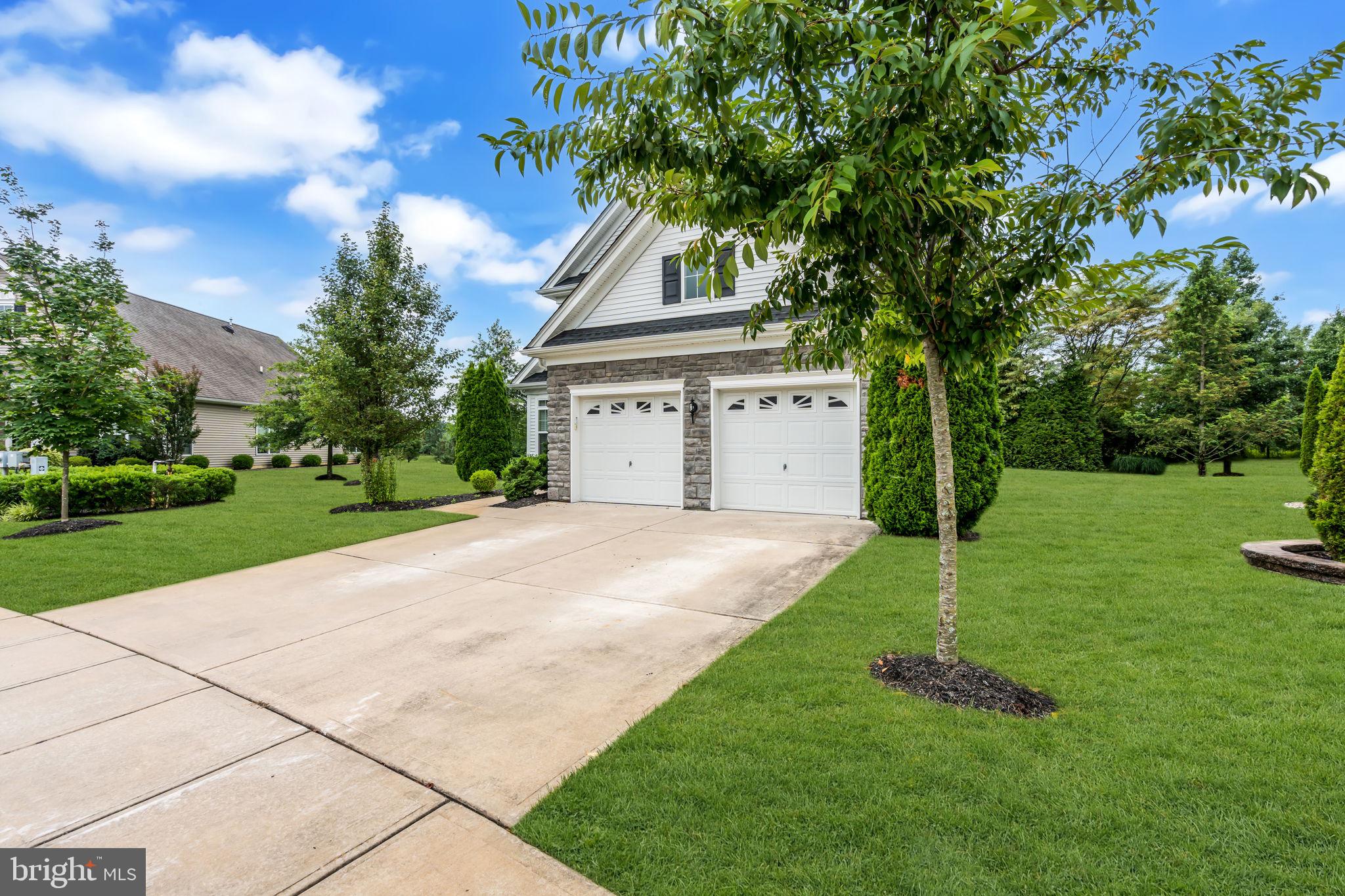 111 WEATHERBY LANE