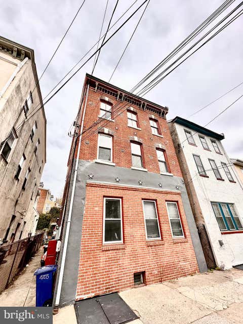 Condo For Rent - 4253 Ridge Avenue #2R<br/> PHILADELPHIA, PA 19129