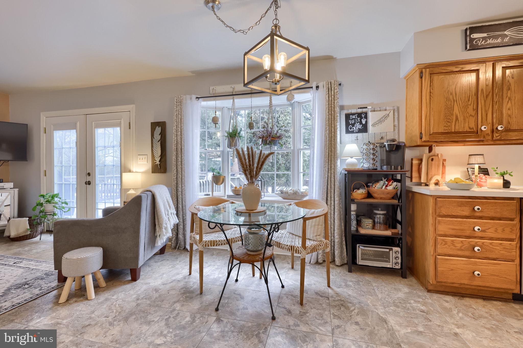 WOODS EDGE - Residential