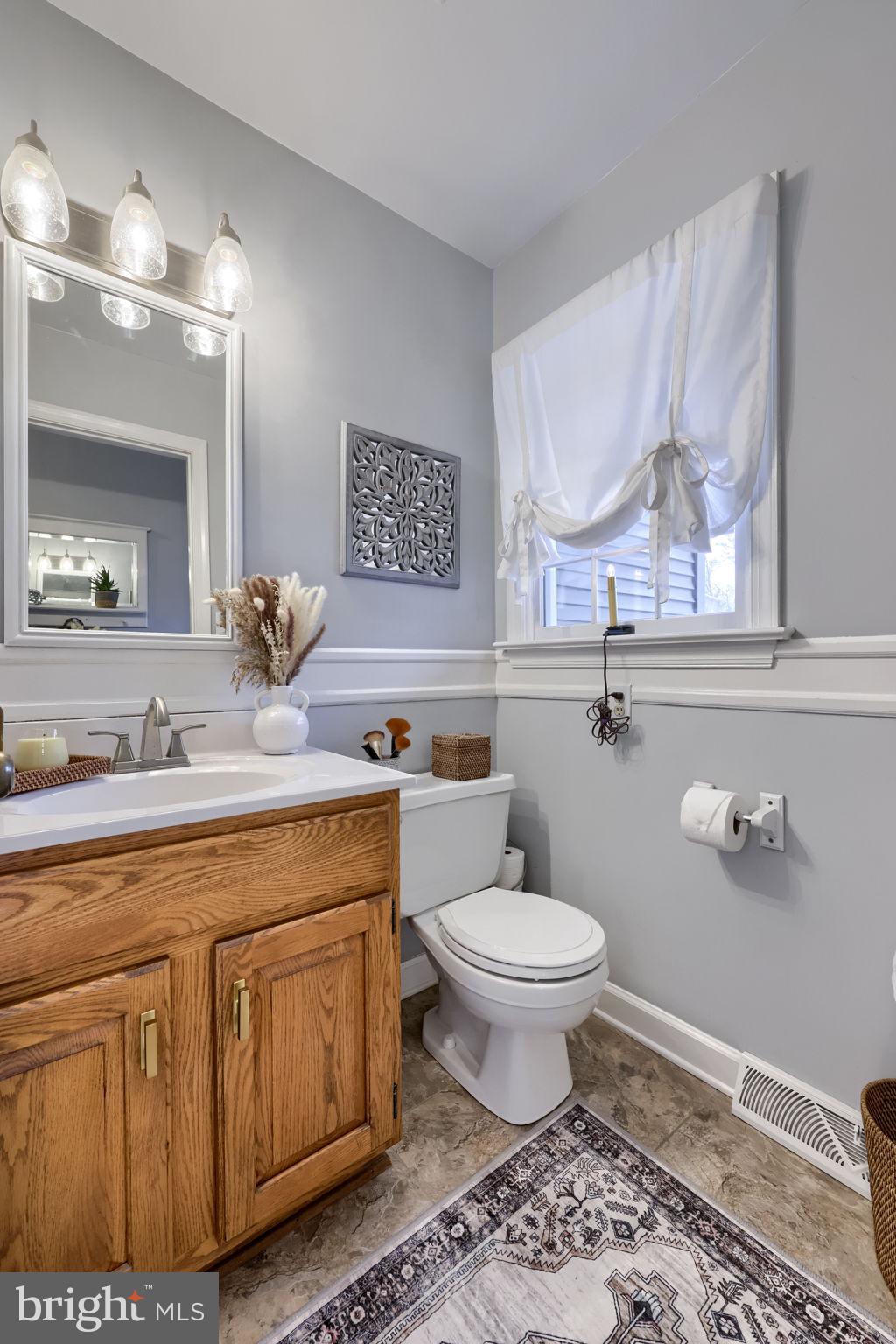 WOODS EDGE - Residential