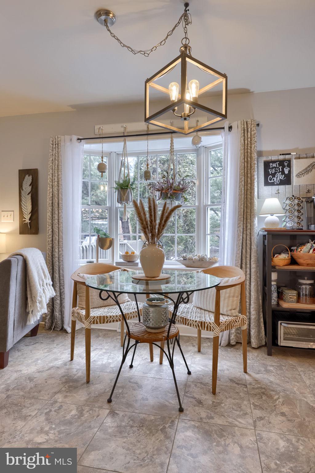 WOODS EDGE - Residential