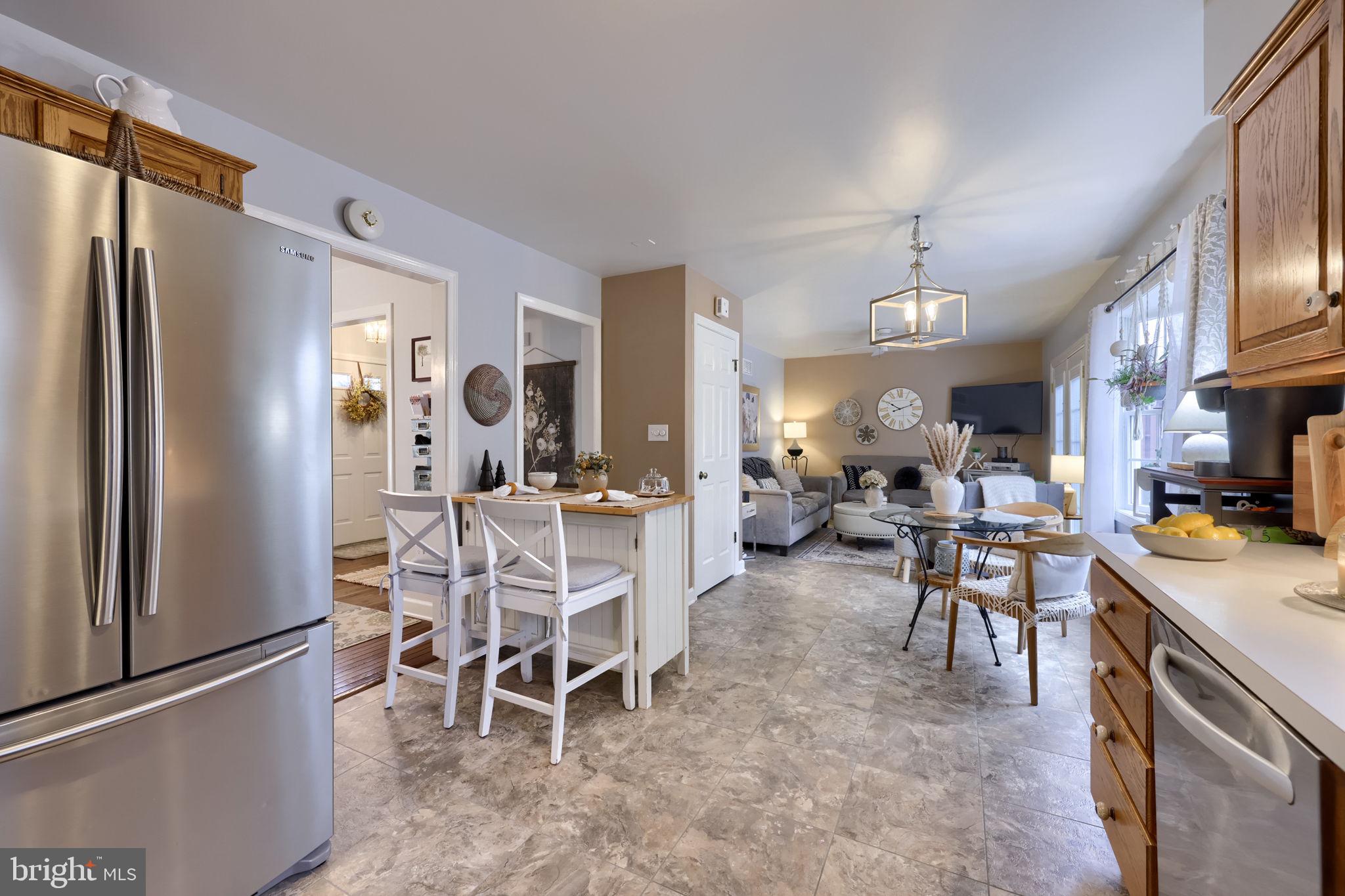 WOODS EDGE - Residential