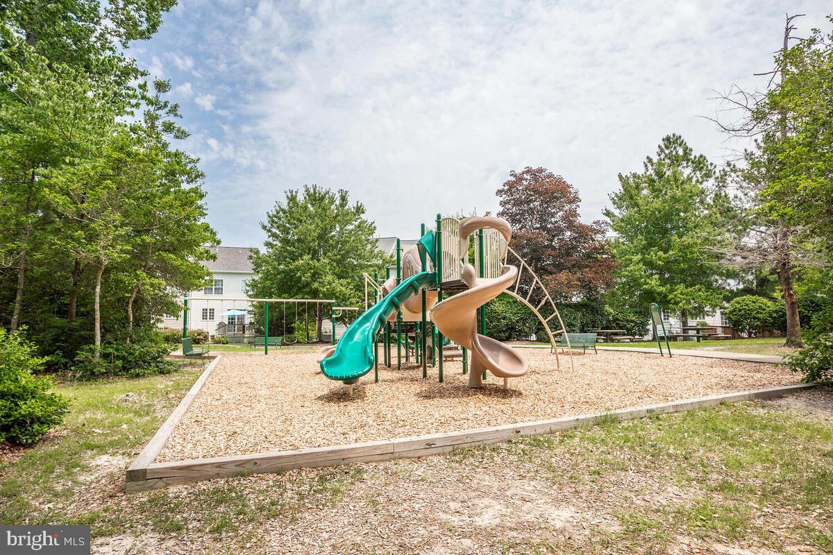 DAHLIA PARK OF WILDEWOOD - Residential