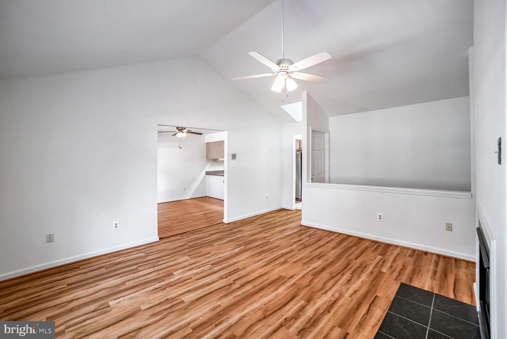 HUNT CLUB ESTATES - Residential