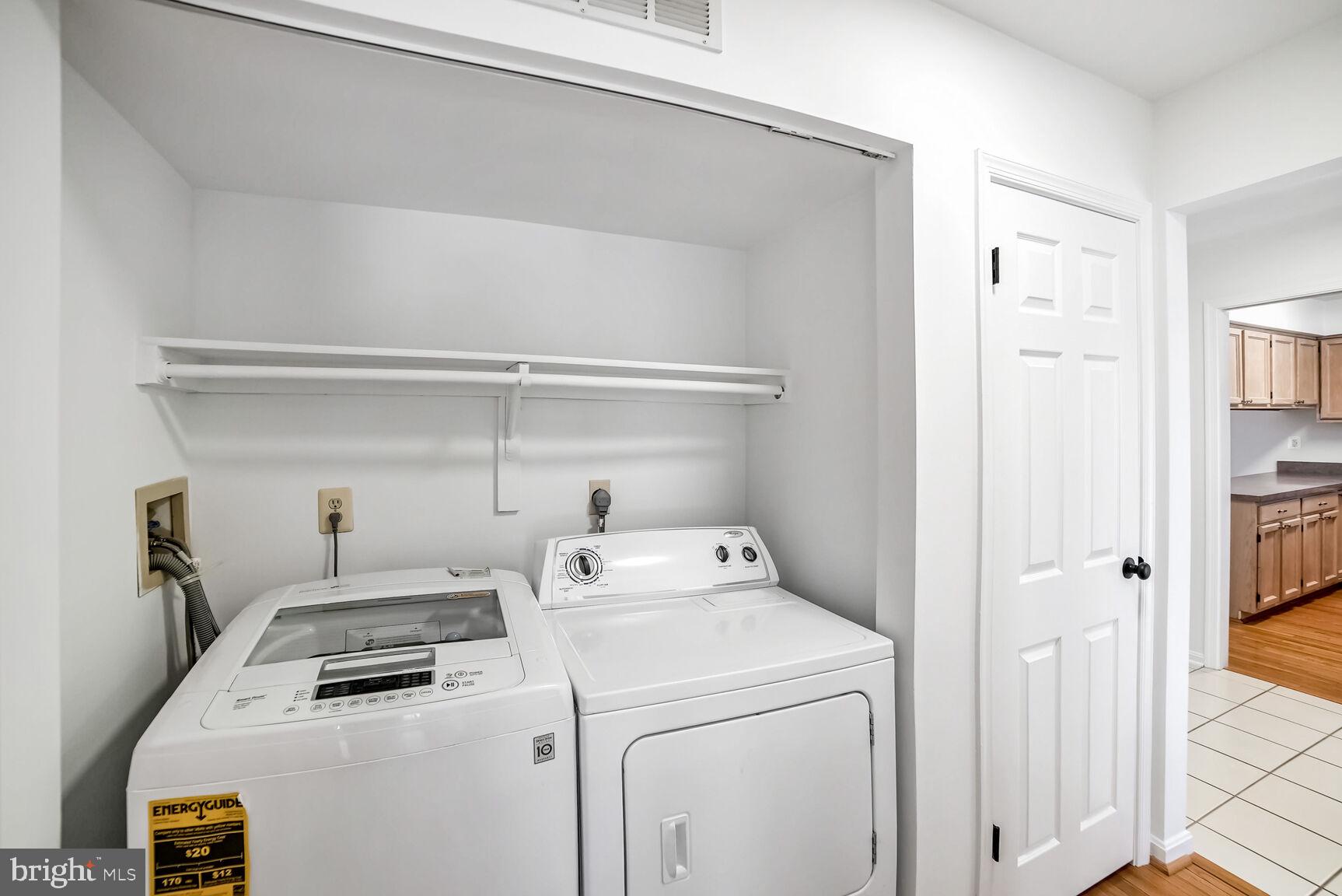 HUNT CLUB ESTATES - Residential