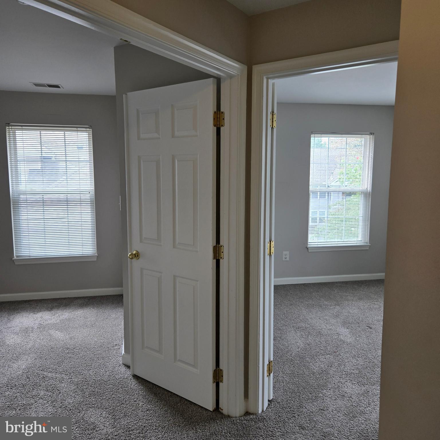 COLUMBIA TOWN CENTER - Residential Lease