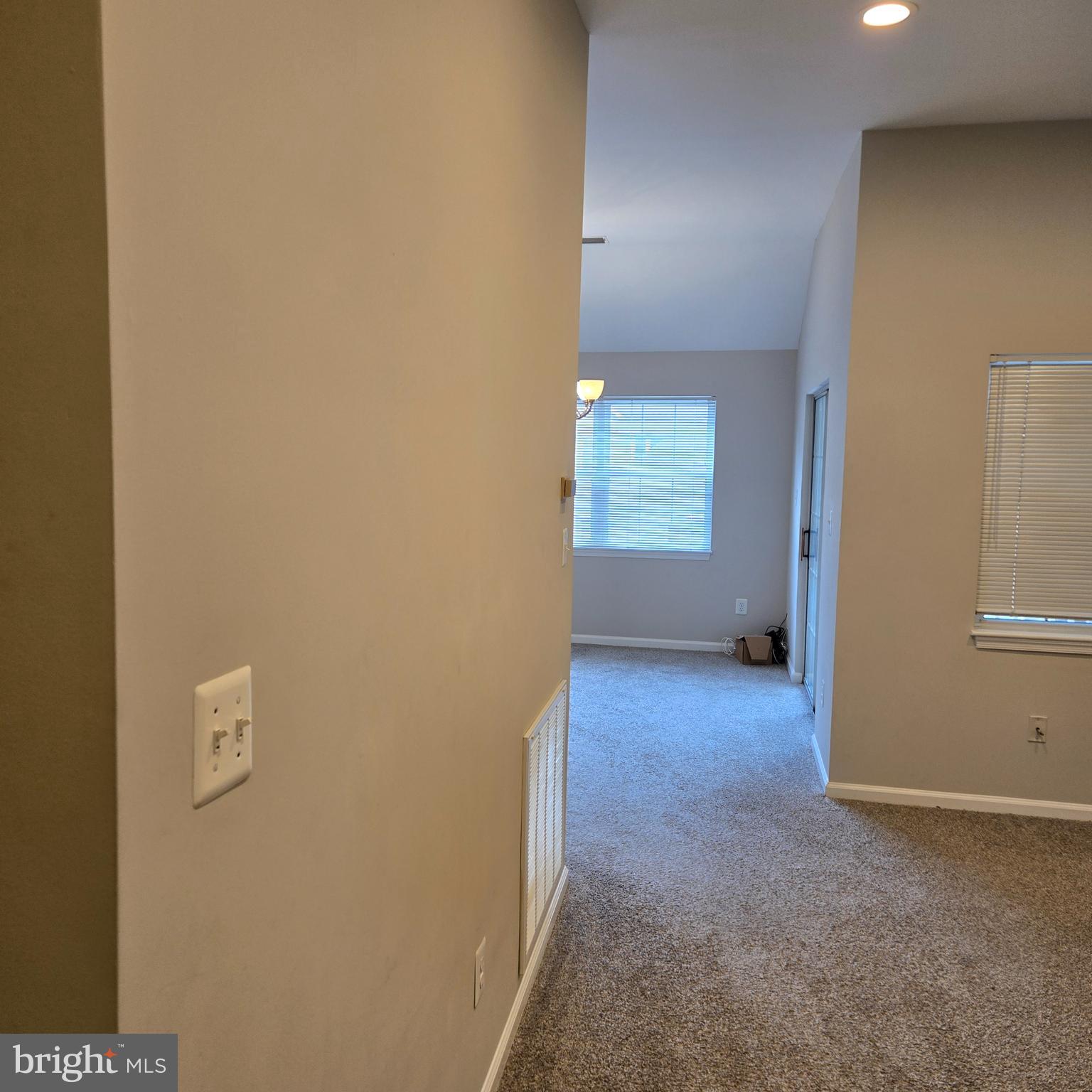 COLUMBIA TOWN CENTER - Residential Lease