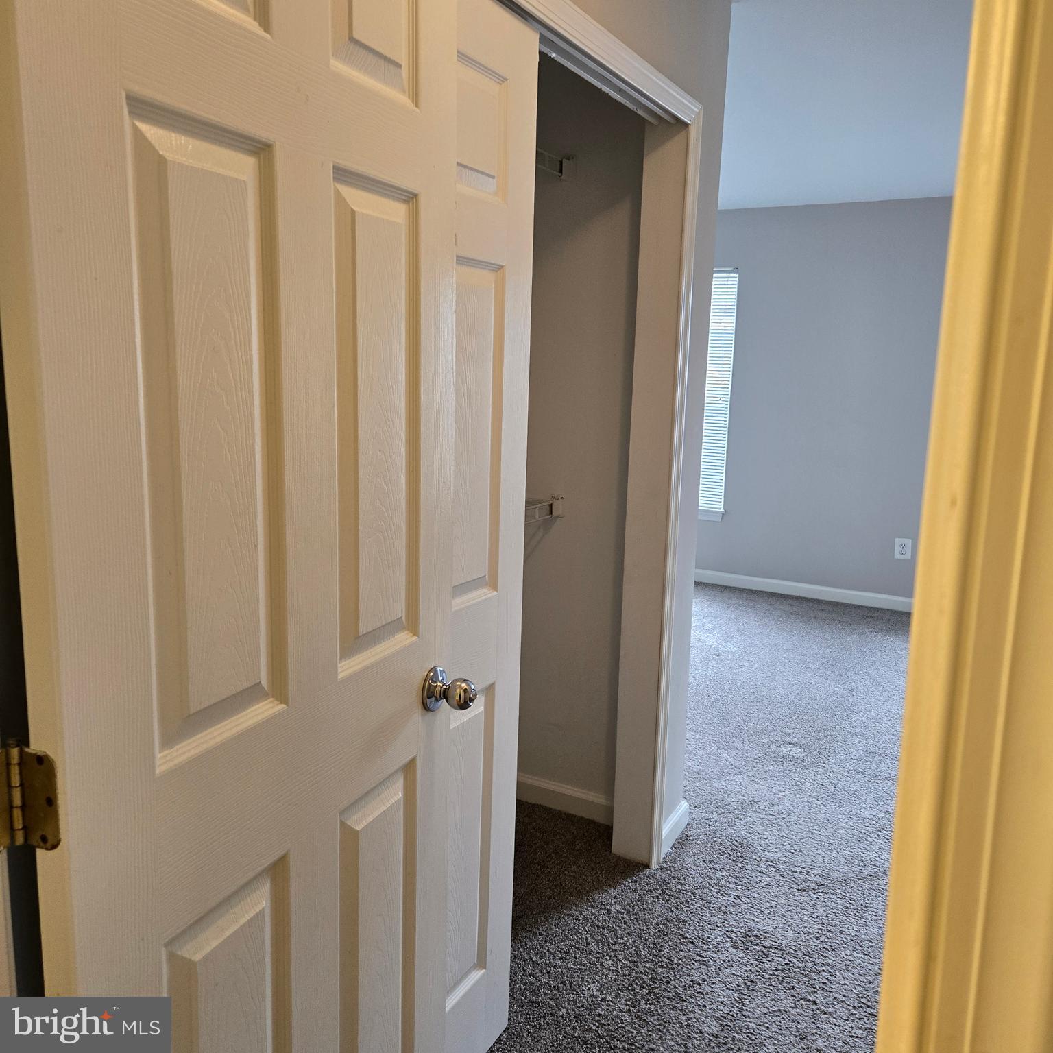 COLUMBIA TOWN CENTER - Residential Lease