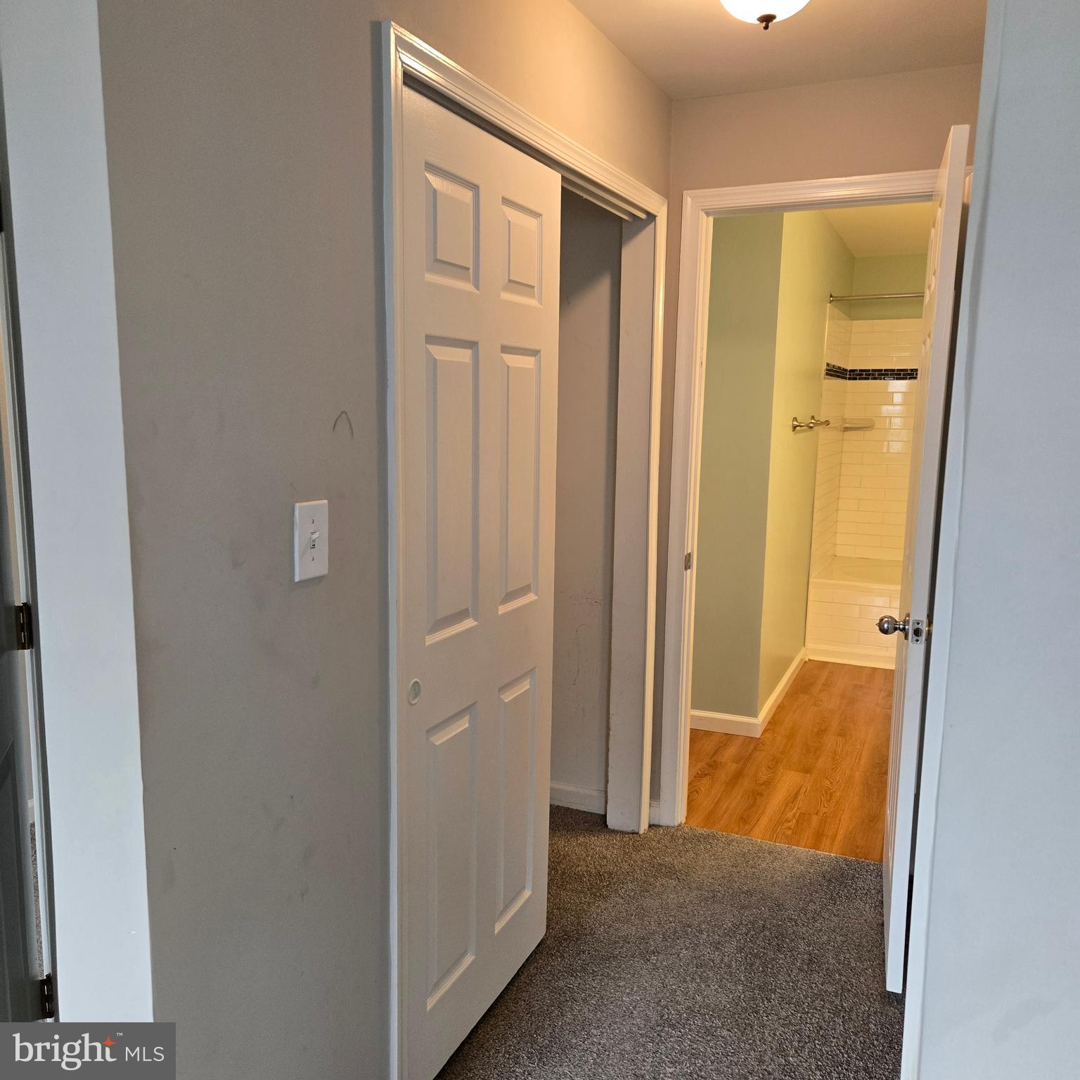 COLUMBIA TOWN CENTER - Residential Lease