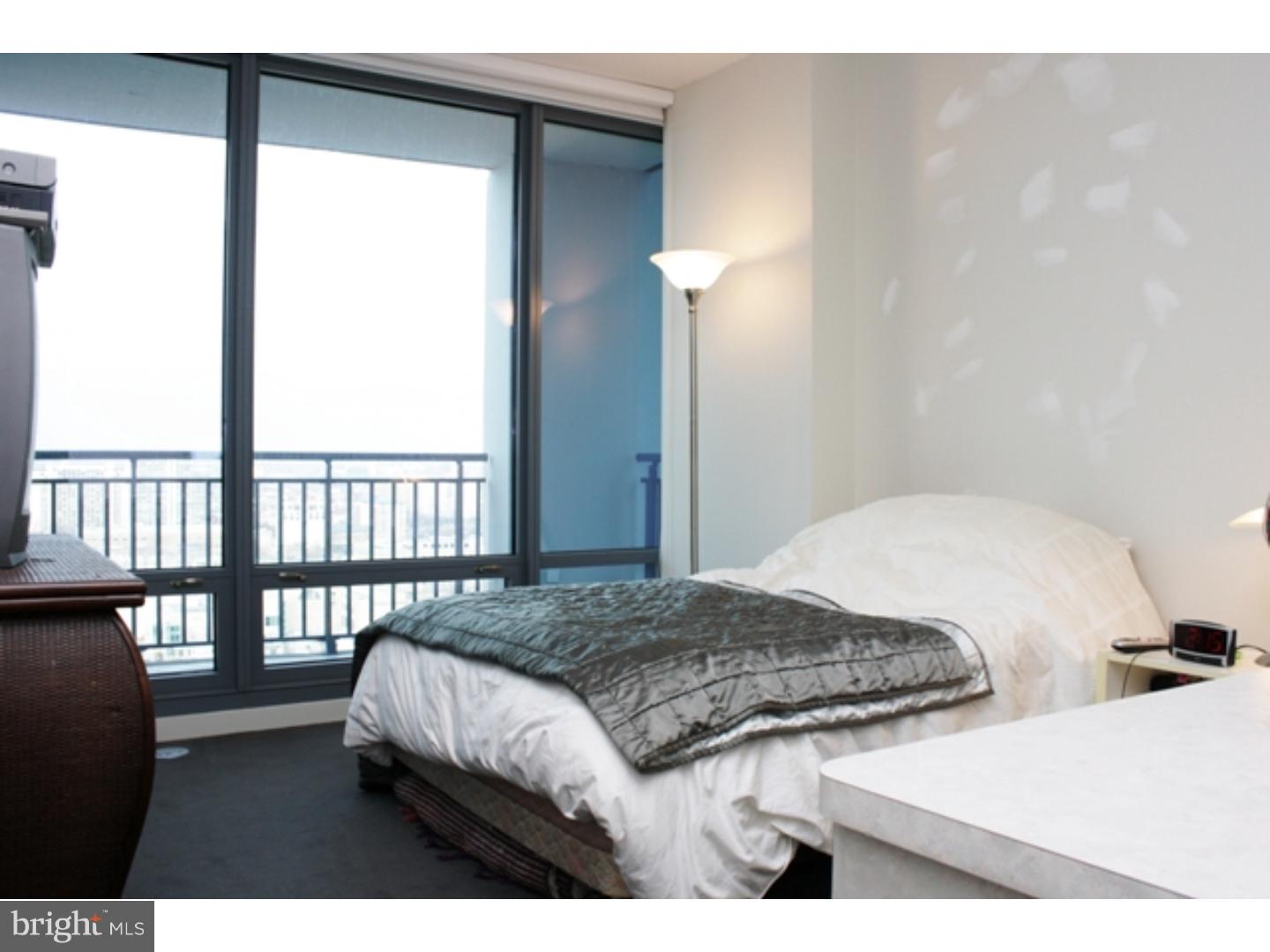 RITTENHOUSE SQUARE - Residential Lease