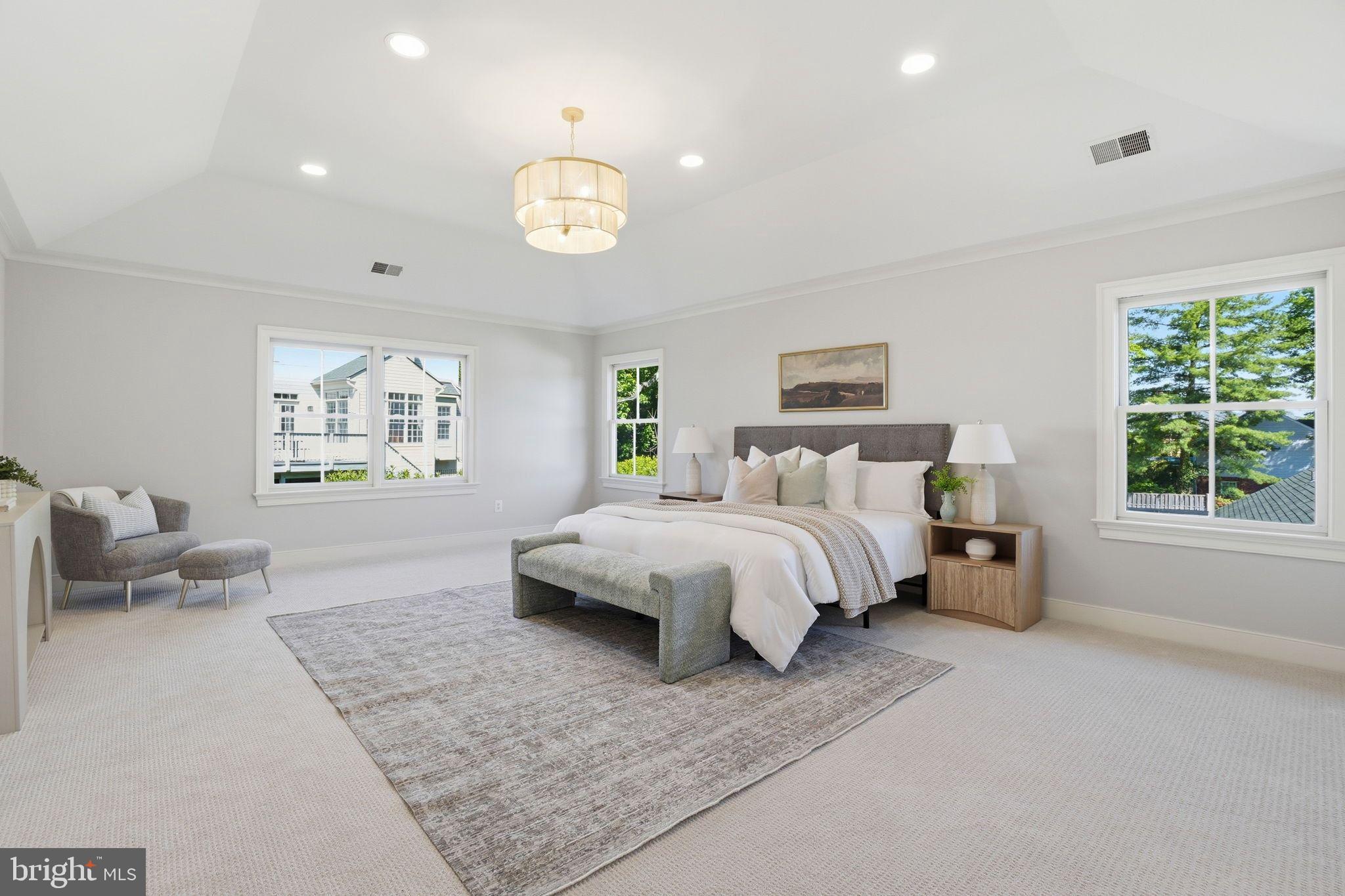 WILLIAMSBURG VILLAGE - Residential