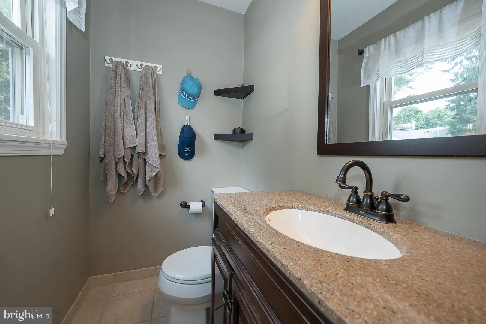 Downingtown, Pennsylvania 19335, United States, 3 Bedrooms Bedrooms, ,3 BathroomsBathrooms,Residential,Pending,149774