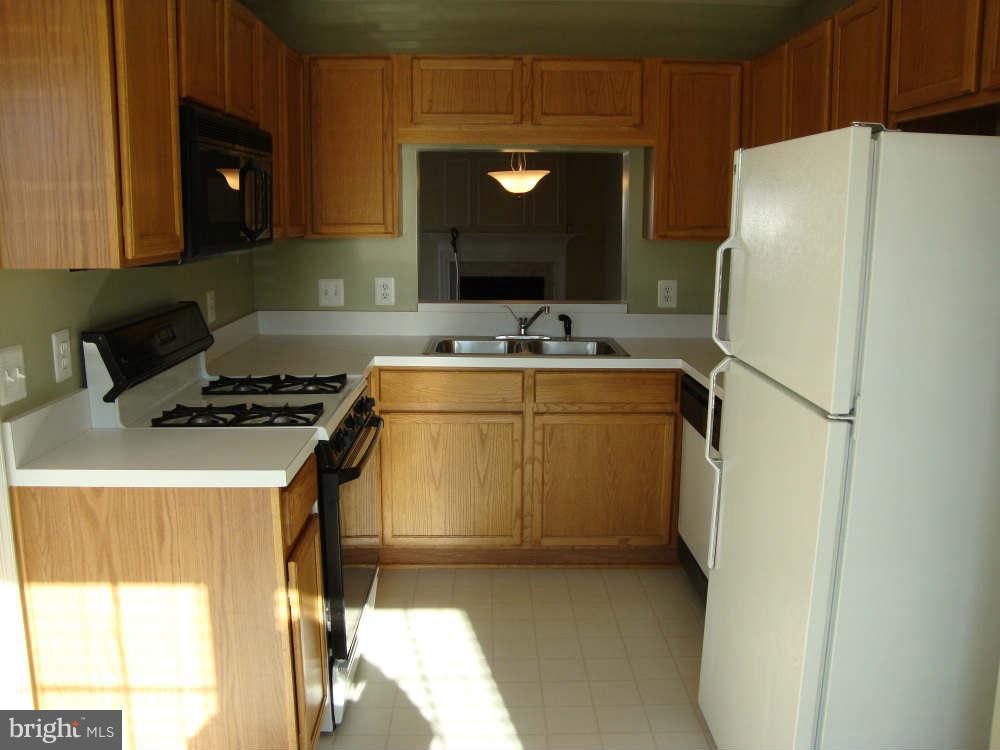 CHATHAM GREEN - Residential Lease