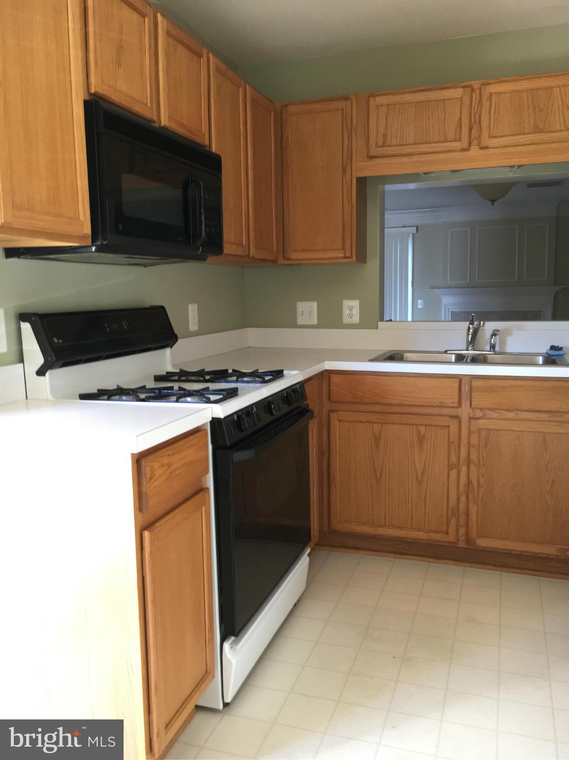 CHATHAM GREEN - Residential Lease