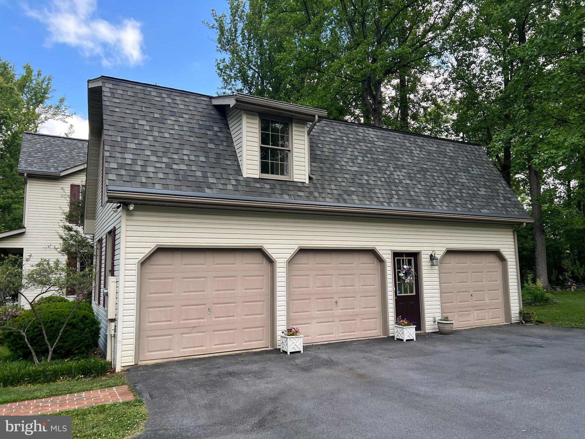 STONELEIGH - Residential