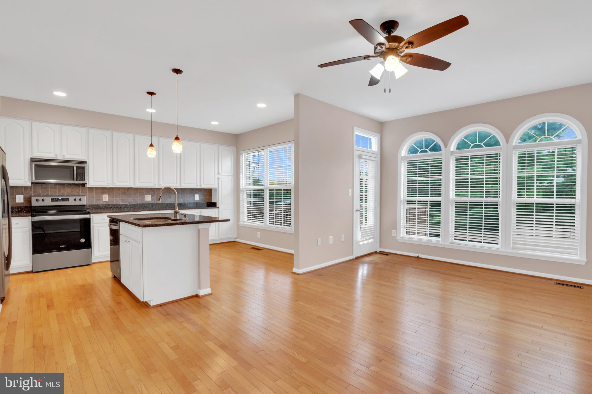 ASHBURN VILLAGE - Residential Lease