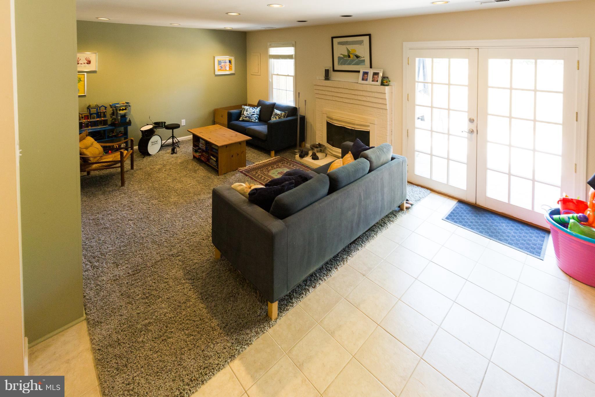 CONCORD VILLAGE - Residential Lease