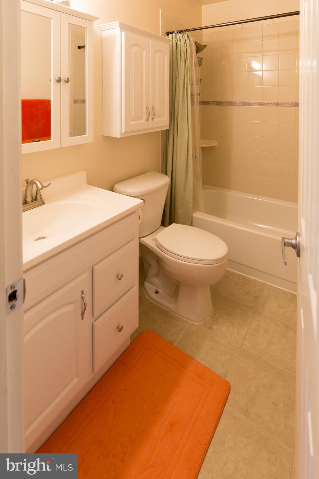 CONCORD VILLAGE - Residential Lease