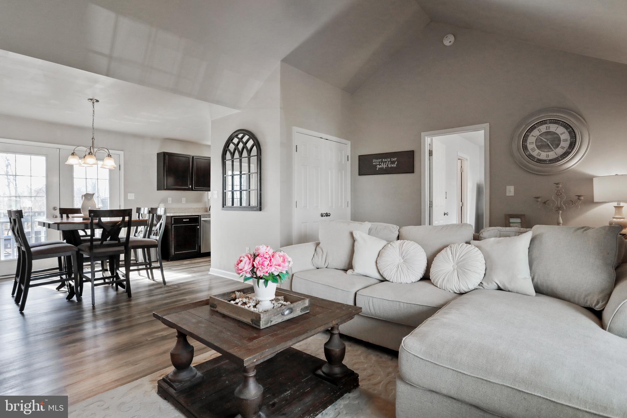 PRINCETON SHOALS - Residential