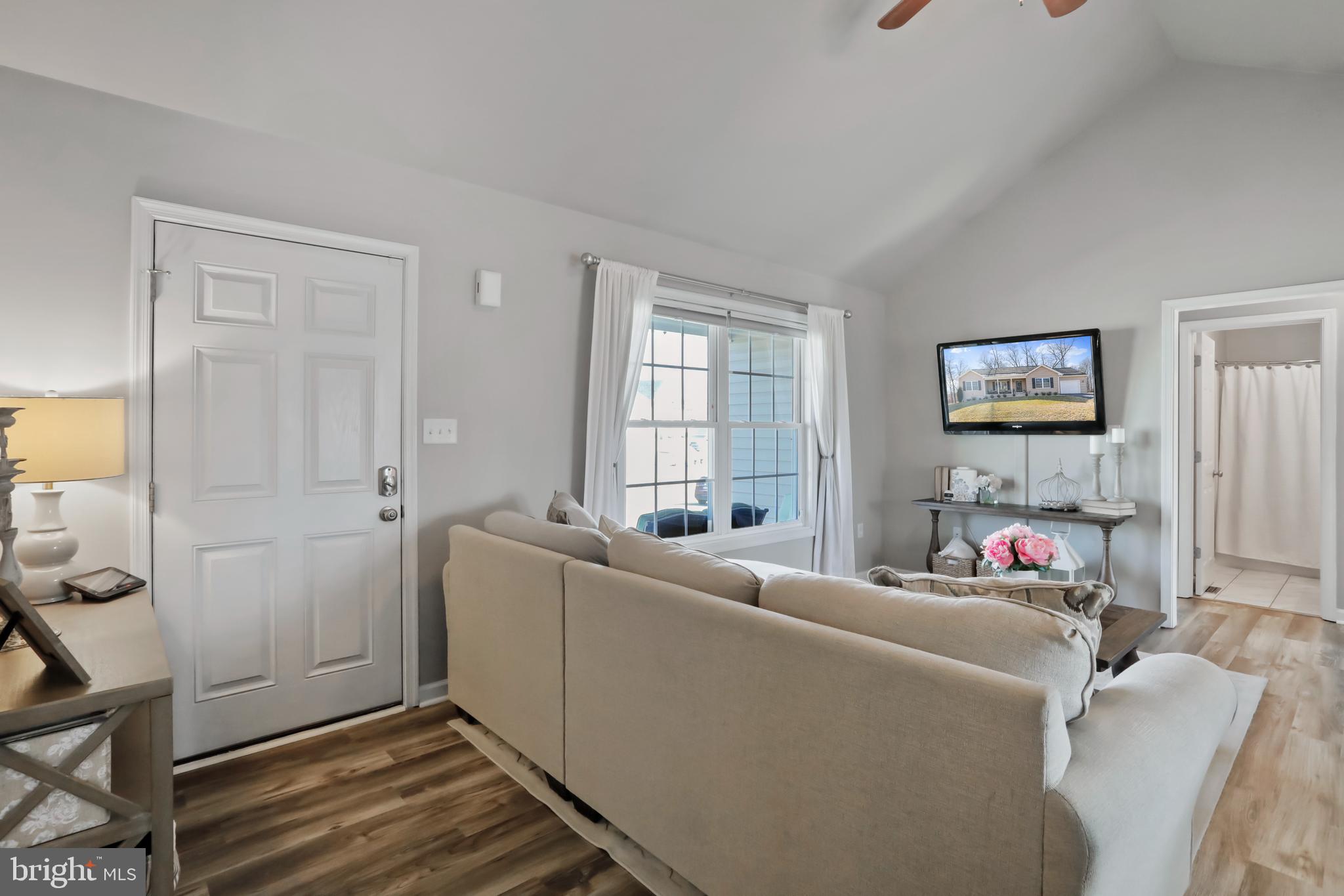 PRINCETON SHOALS - Residential