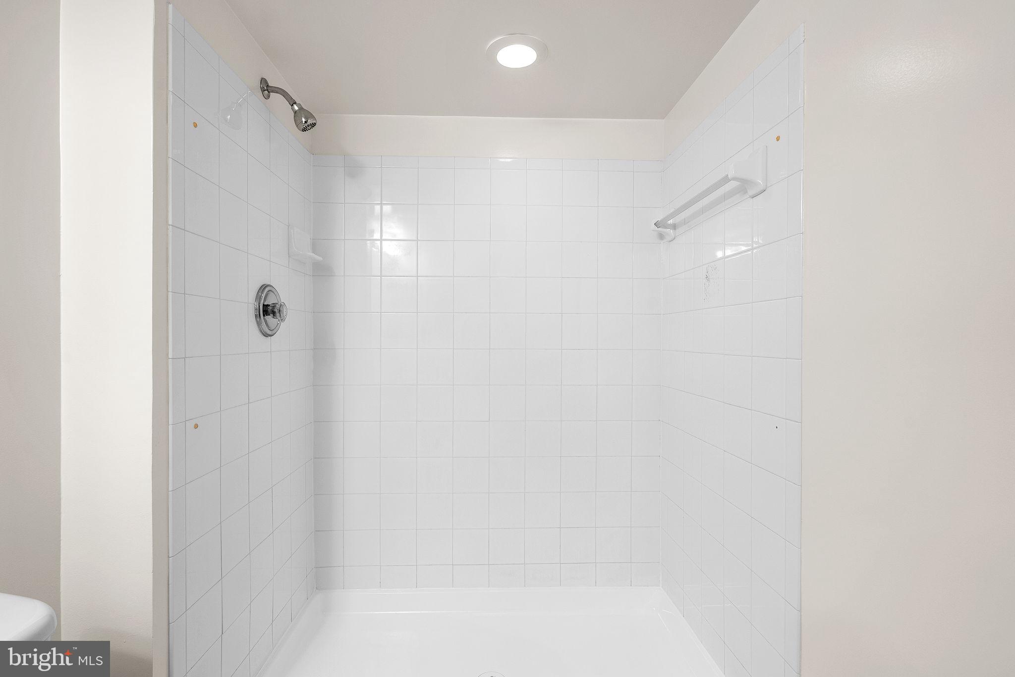 SILVER SPRING - Residential