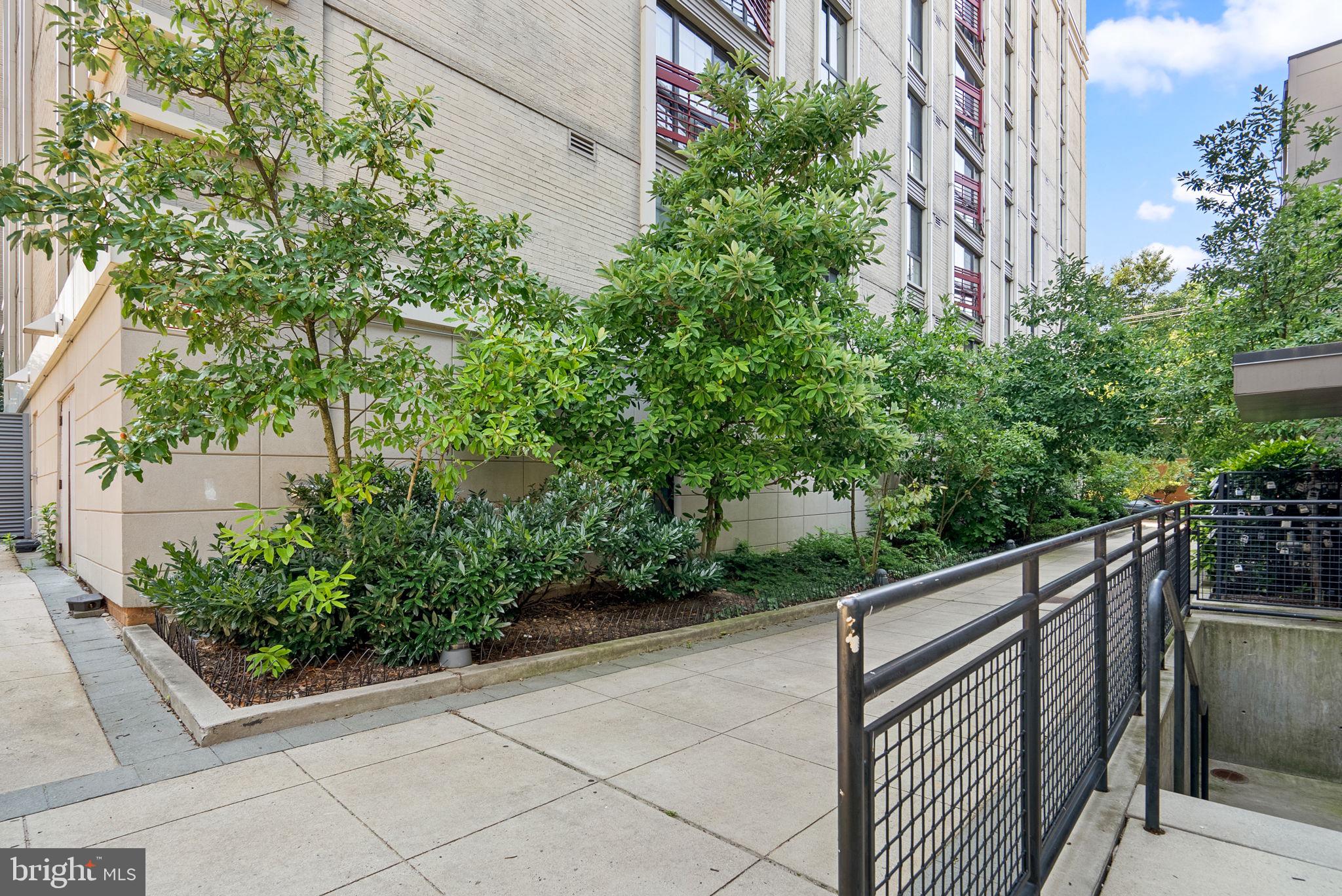 SILVER SPRING - Residential