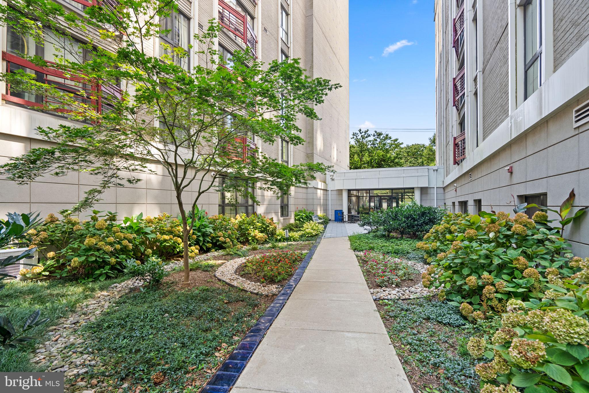 SILVER SPRING - Residential