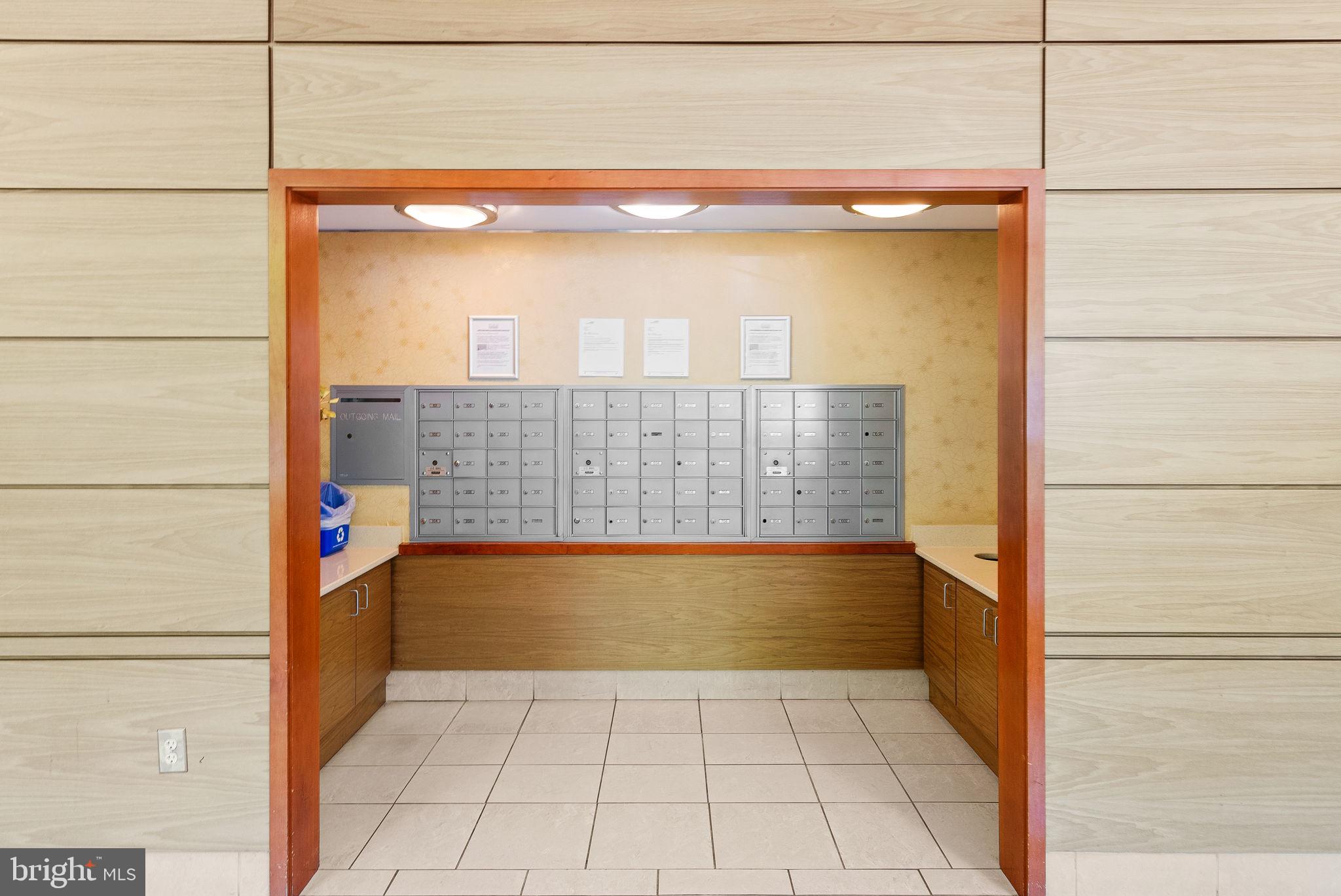 SILVER SPRING - Residential