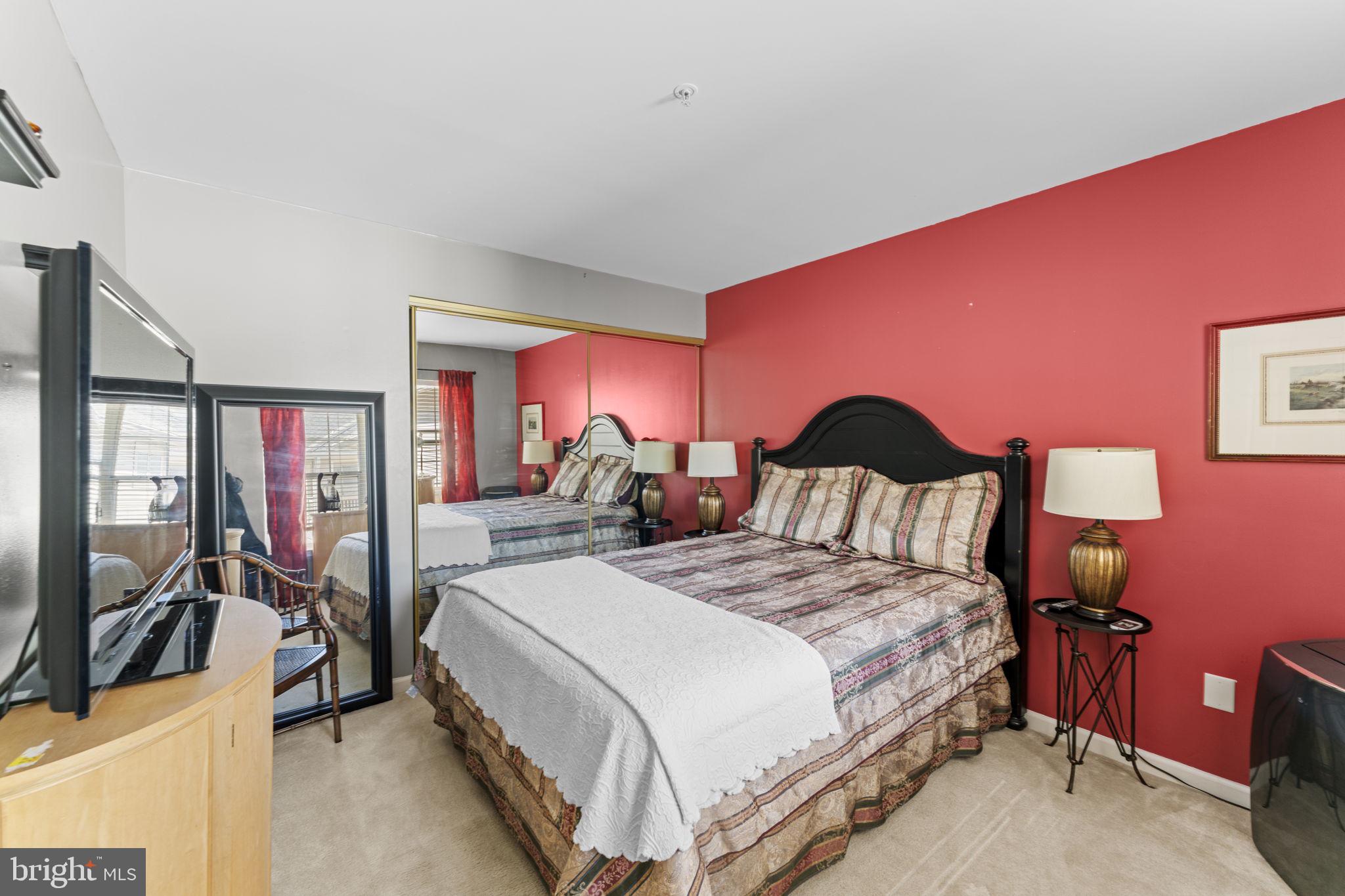 CHELSEA COURTS - Residential