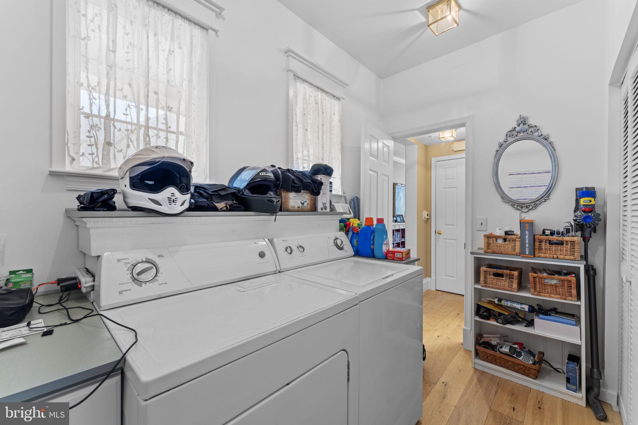 CHELSEA COURTS - Residential