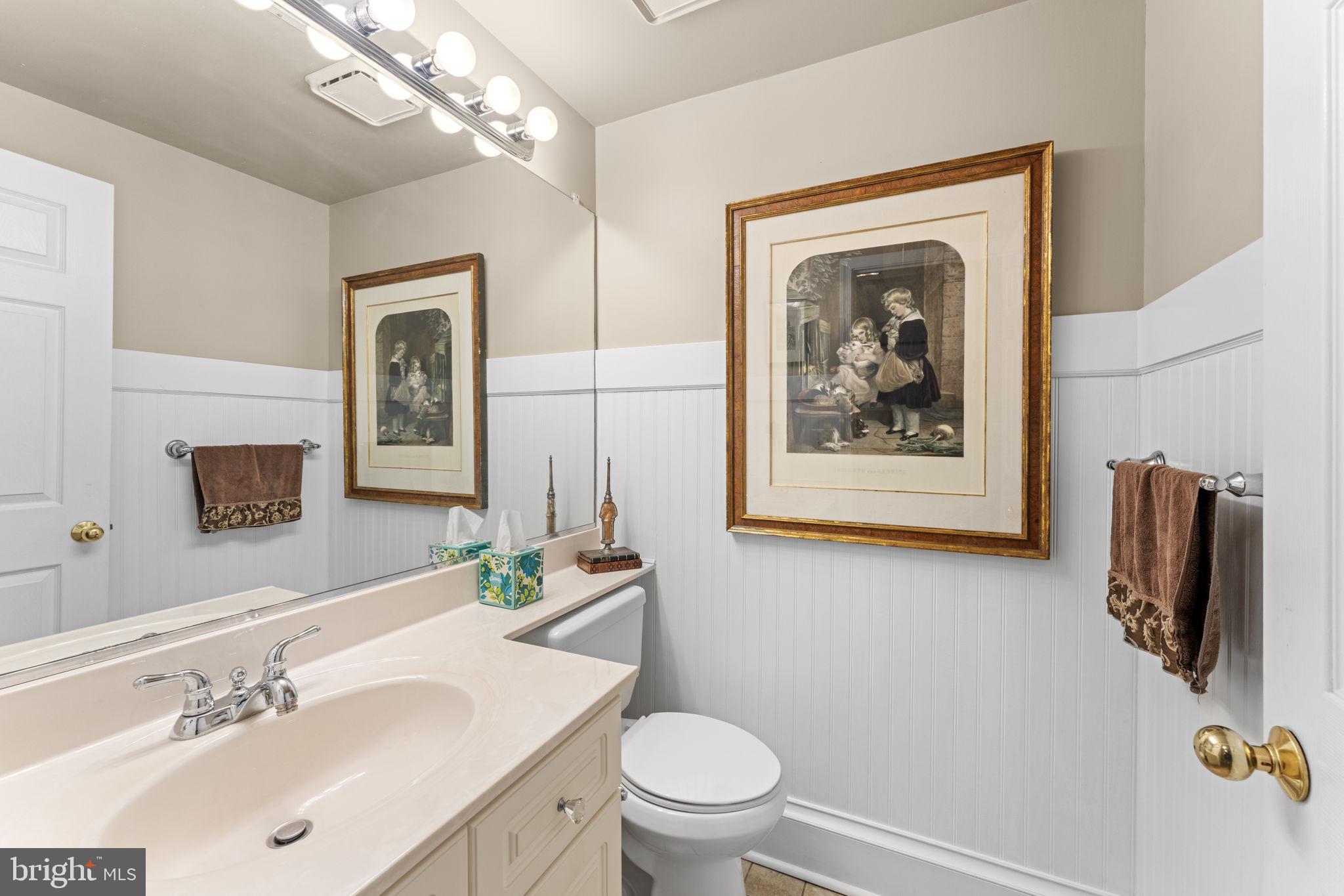 CHELSEA COURTS - Residential