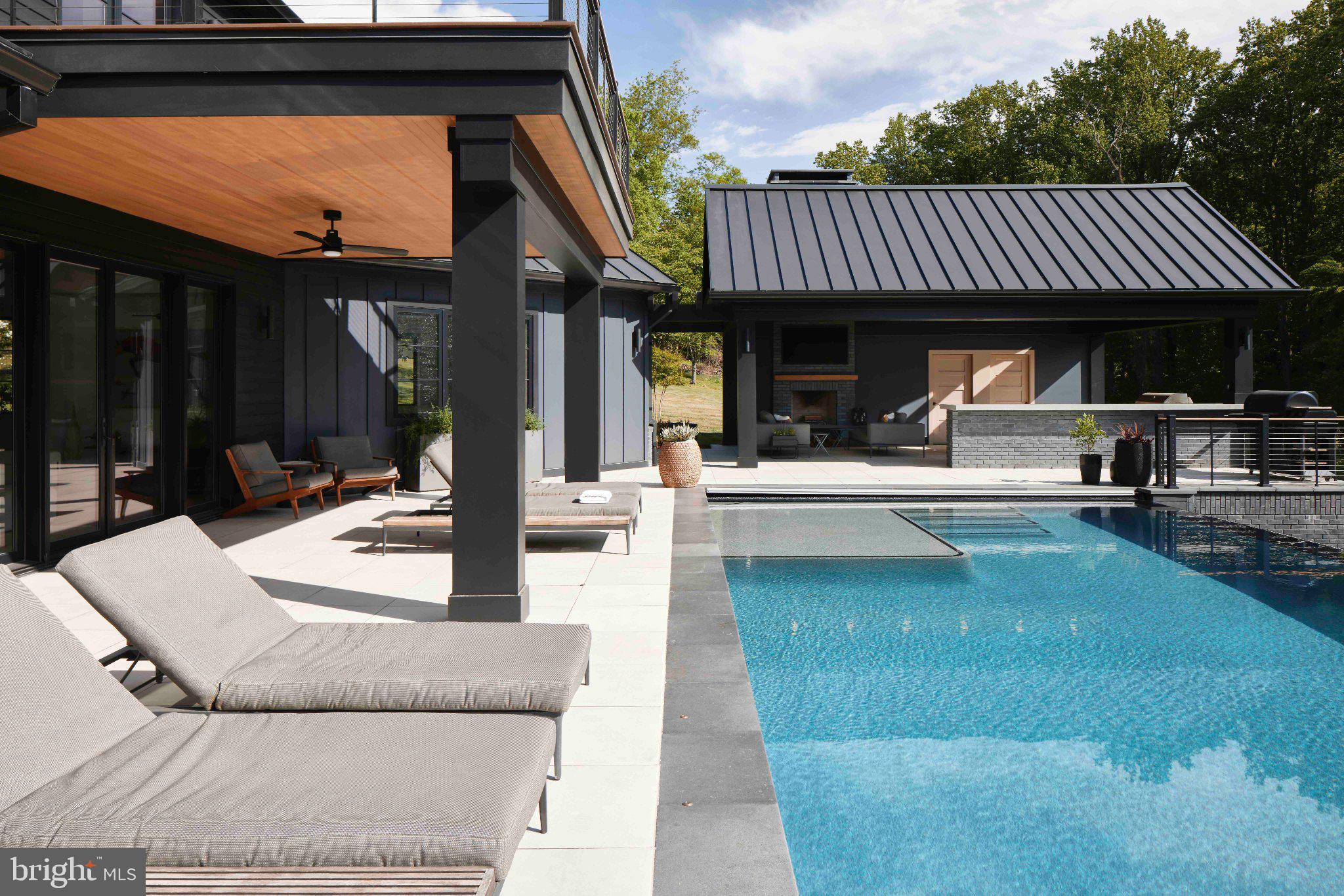 1312 MERCHANT LANE