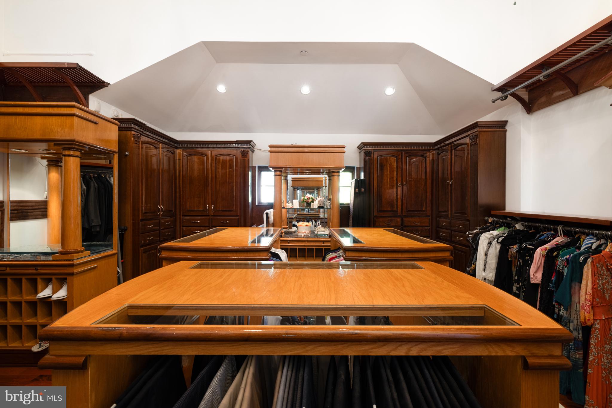 BRADLEY FARMS - Residential