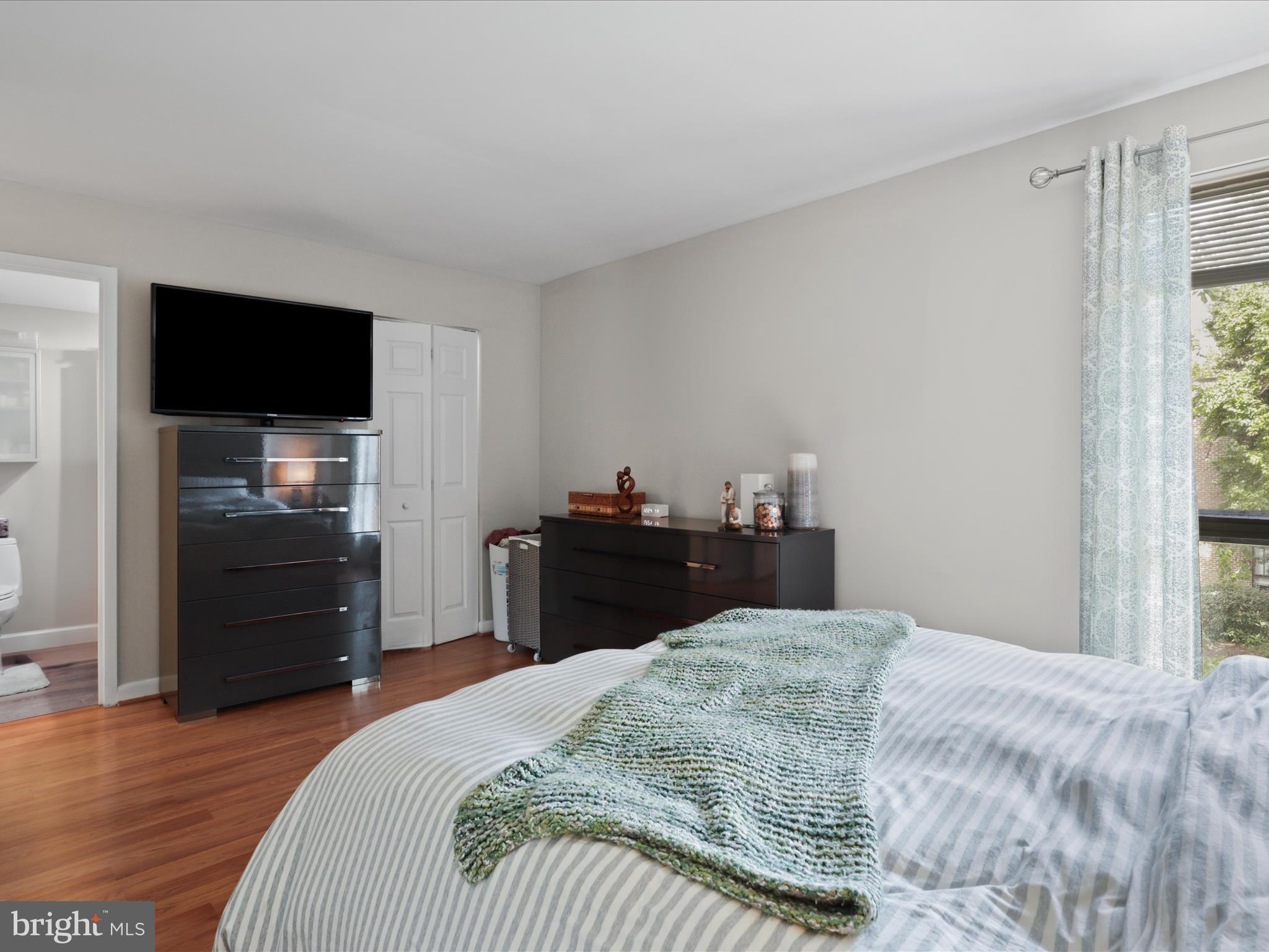 CHESTNUT GROVE - Residential